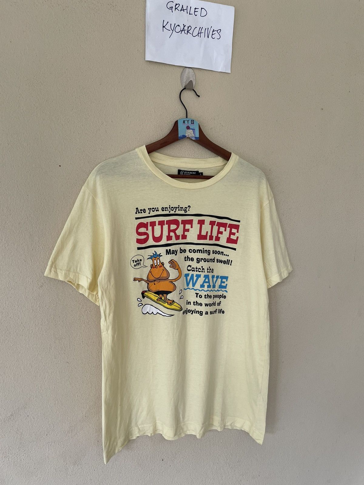 Vintage SURF LIFE YELLOW TEE Size US L / EU 52-54 / 3 - 2 Thumbnail