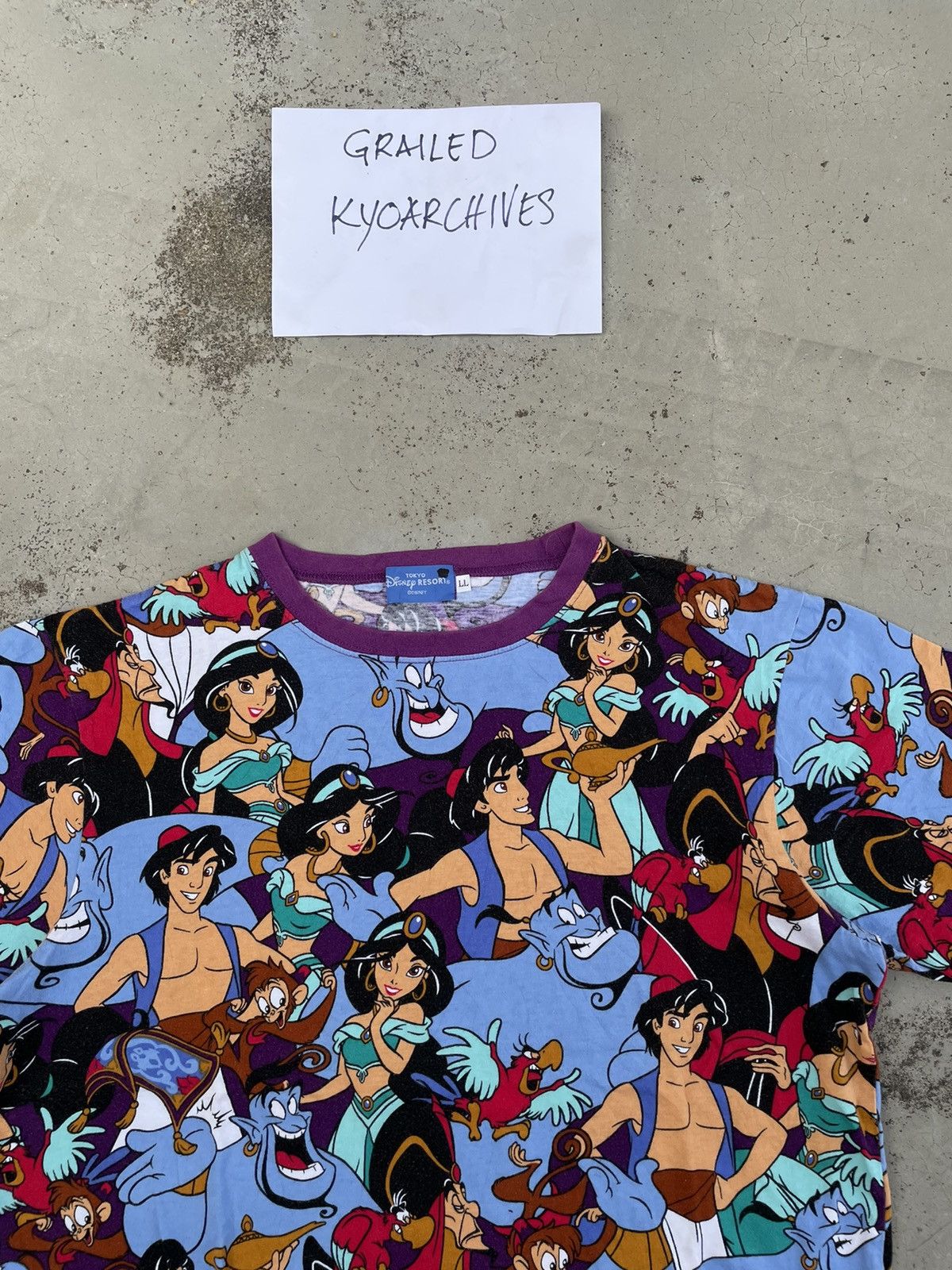 Disney × Vintage Y2K ALADDIN OVERPRINTED TEE Size US L / EU 52-54 / 3 - 4 Thumbnail
