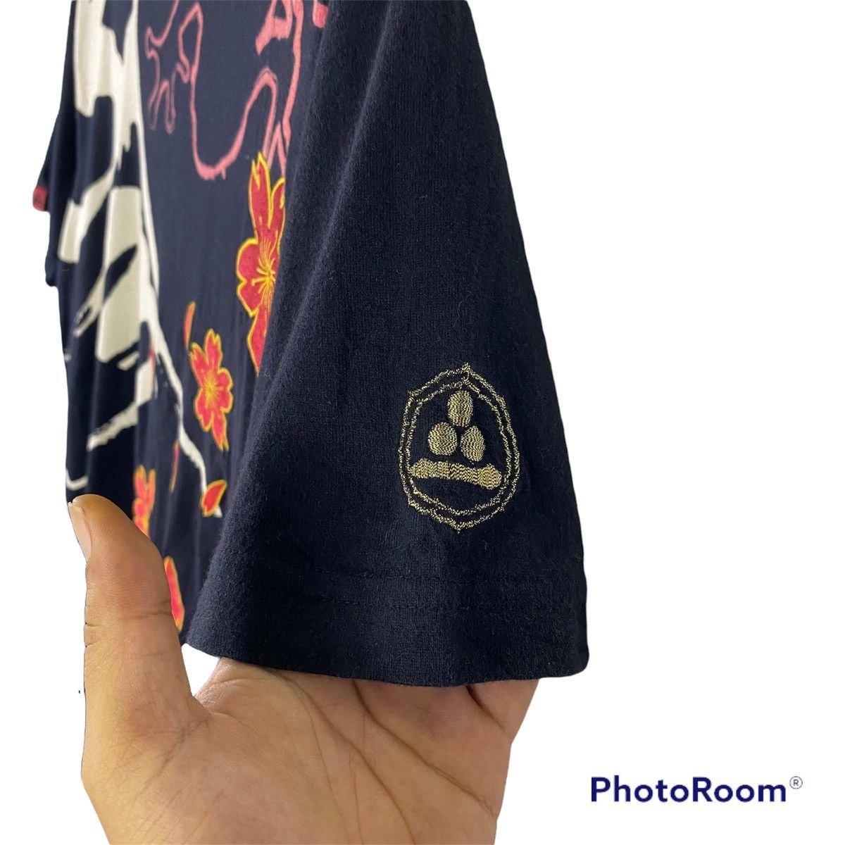 Japanese Brand Vintage Sukajan Embroidary Flower Full Print Tee Size US L / EU 52-54 / 3 - 8 Thumbnail