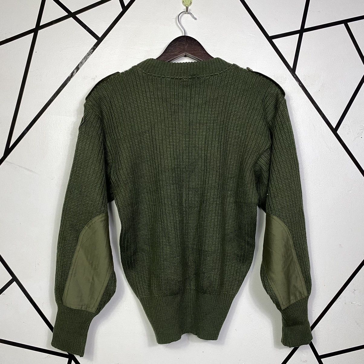 Aran Isles Knitwear Vintage Japanese Brand Army Crew Neck Knit Sweater Jumper Size US M / EU 48-50 / 2 - 2 Thumbnail