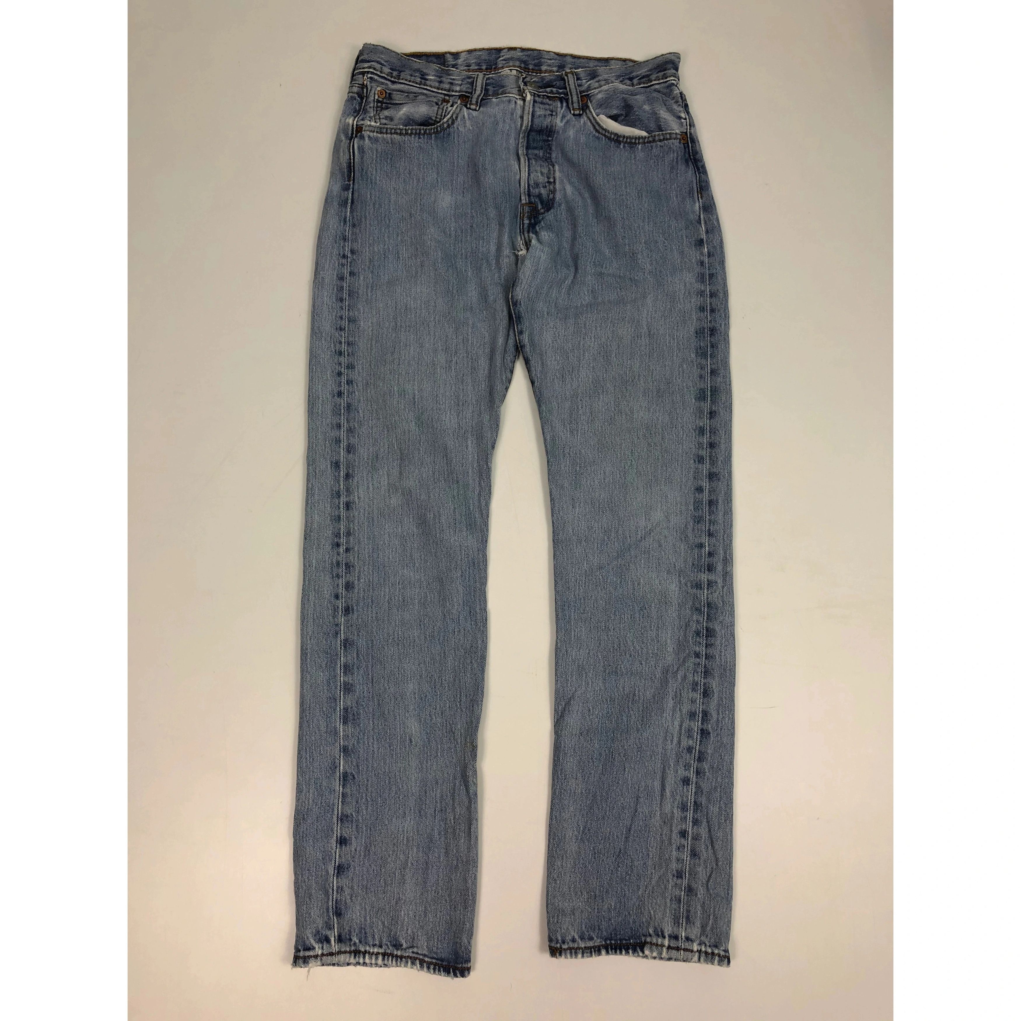 Levi's Vintage Levis 501 Distressed Faded Denim DP0072 Size US 32 / EU 48 - 1 Thumbnail