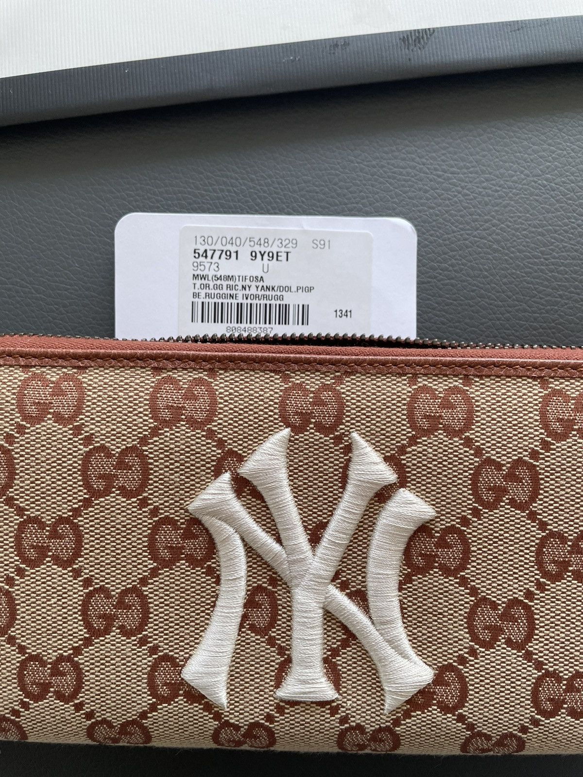 Gucci × New York Yankees Rare Brand NEW Sold Out Limited Super Runway GG Logo Wallet Size ONE SIZE - 5 Thumbnail