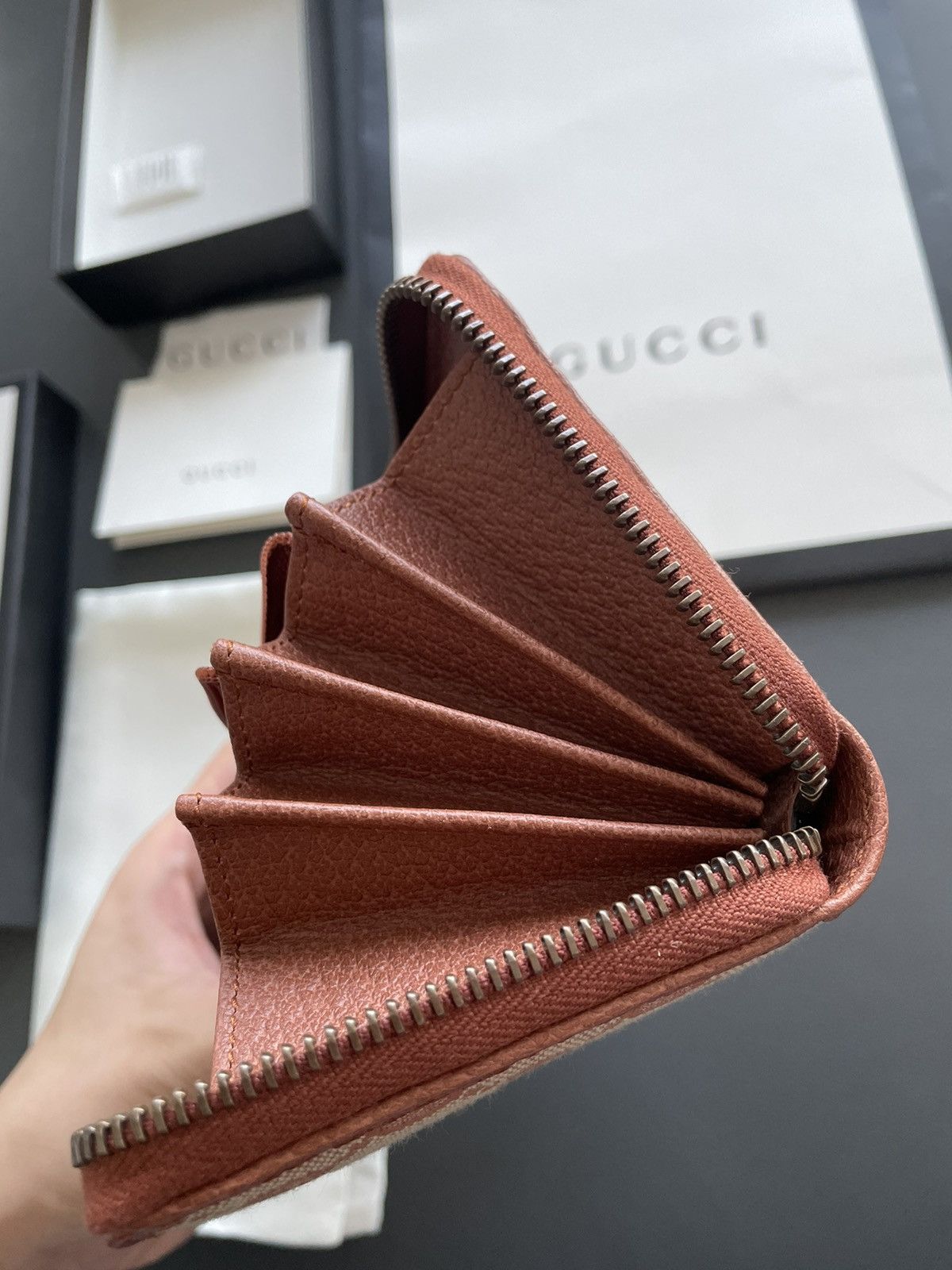 Gucci × New York Yankees Rare Brand NEW Sold Out Limited Super Runway GG Logo Wallet Size ONE SIZE - 17 Thumbnail