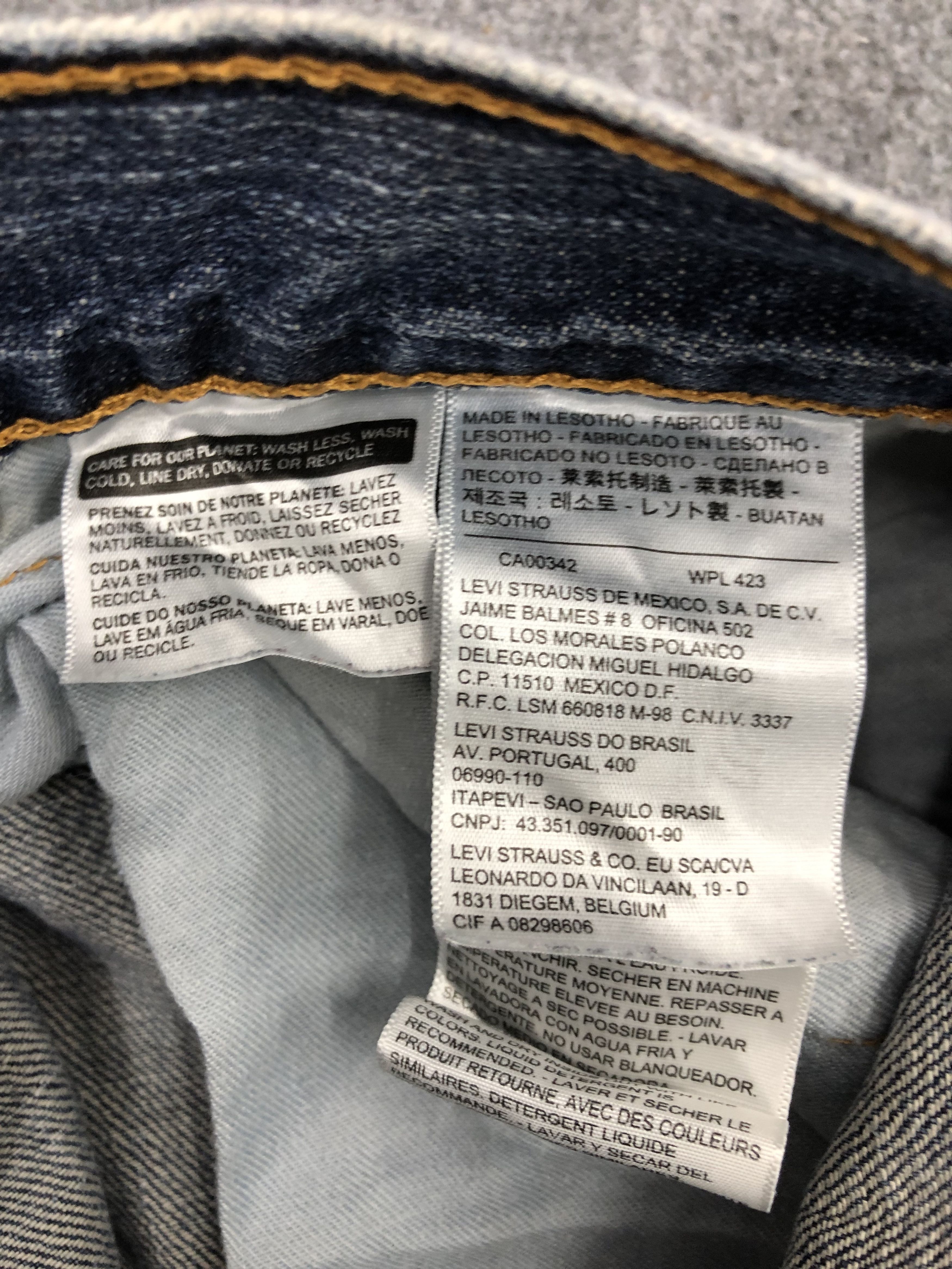 Levi's Vintage Levis 559 Sun Faded Denim DP1073 Size US 32 / EU 48 - 12 Thumbnail