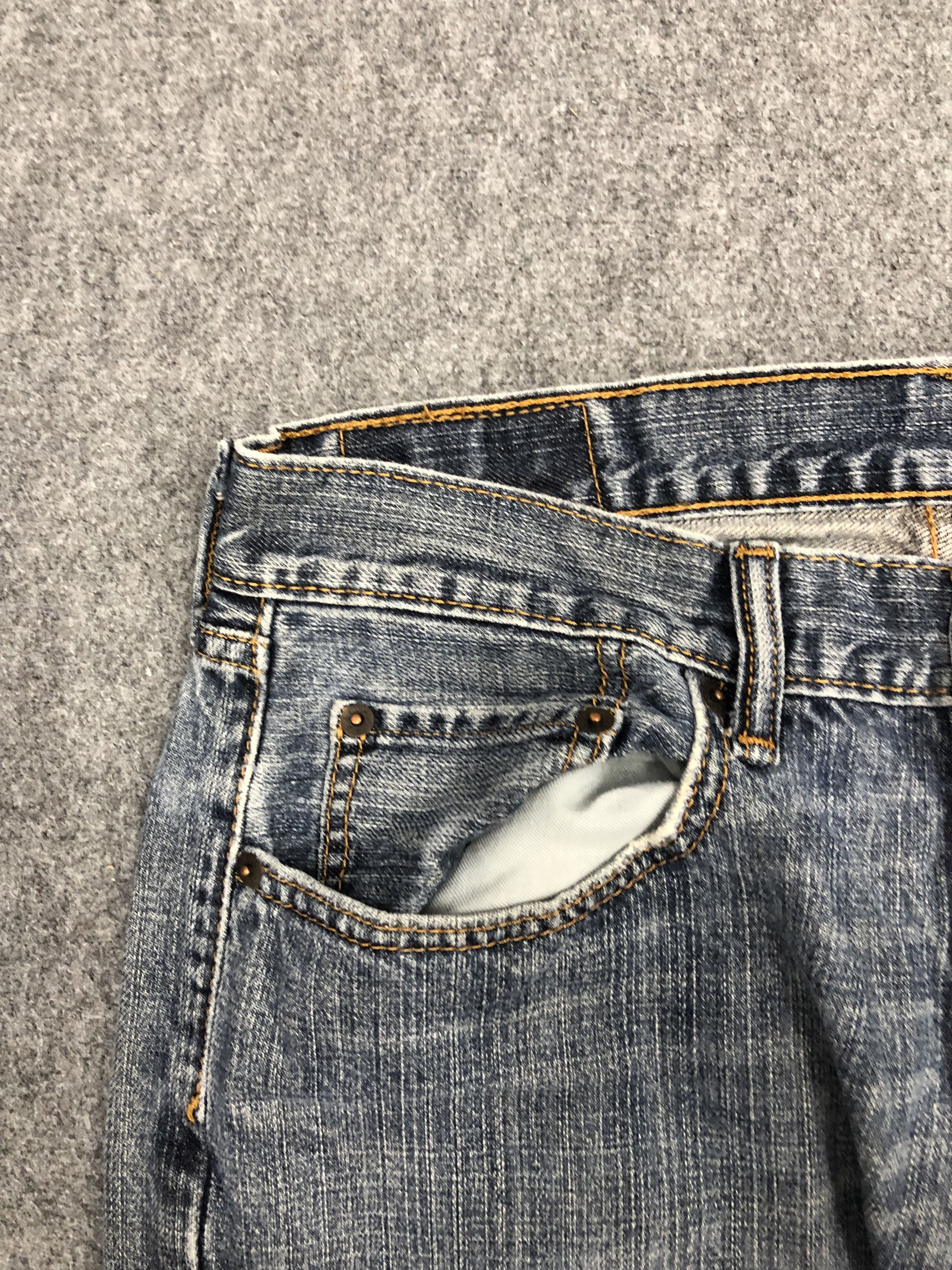 Levi's Vintage Levis 559 Sun Faded Denim DP1073 Size US 32 / EU 48 - 6 Thumbnail