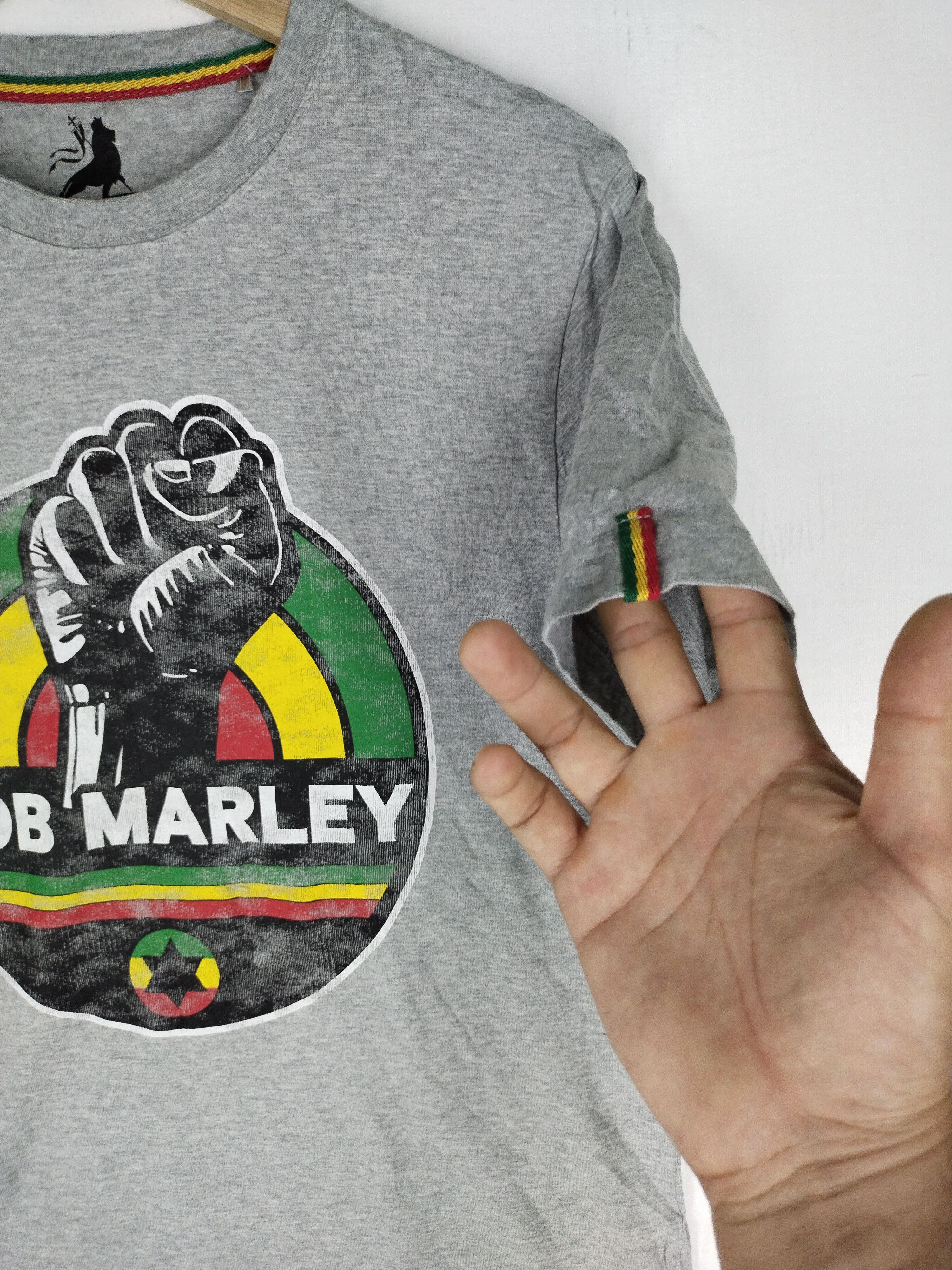 Band Tees × Bob Marley THE FLAG LOGO OF FIFTY SIX HOPE ROAD MUSIC TEE Size US M / EU 48-50 / 2 - 2 Thumbnail