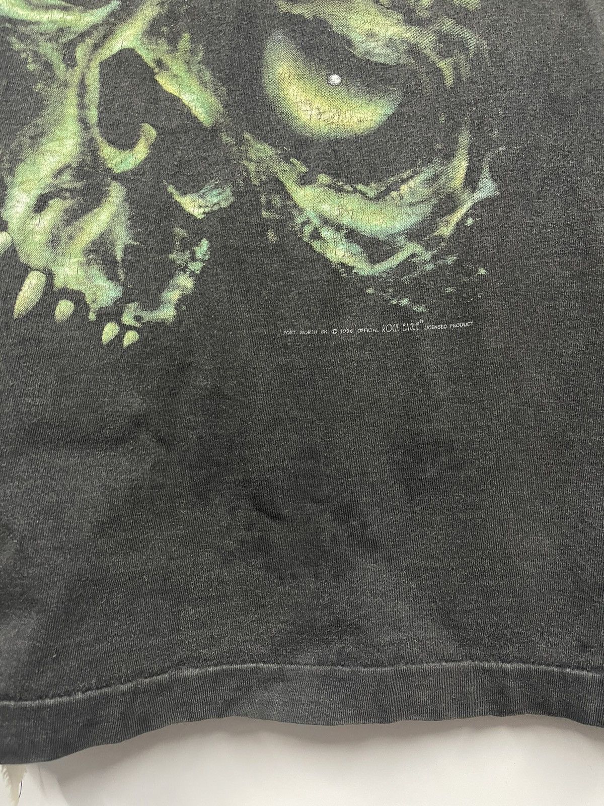 Band Tees Vintage 1996 Sepultura Distressed Bootleg T Shirt 90s Size US L / EU 52-54 / 3 - 5 Thumbnail