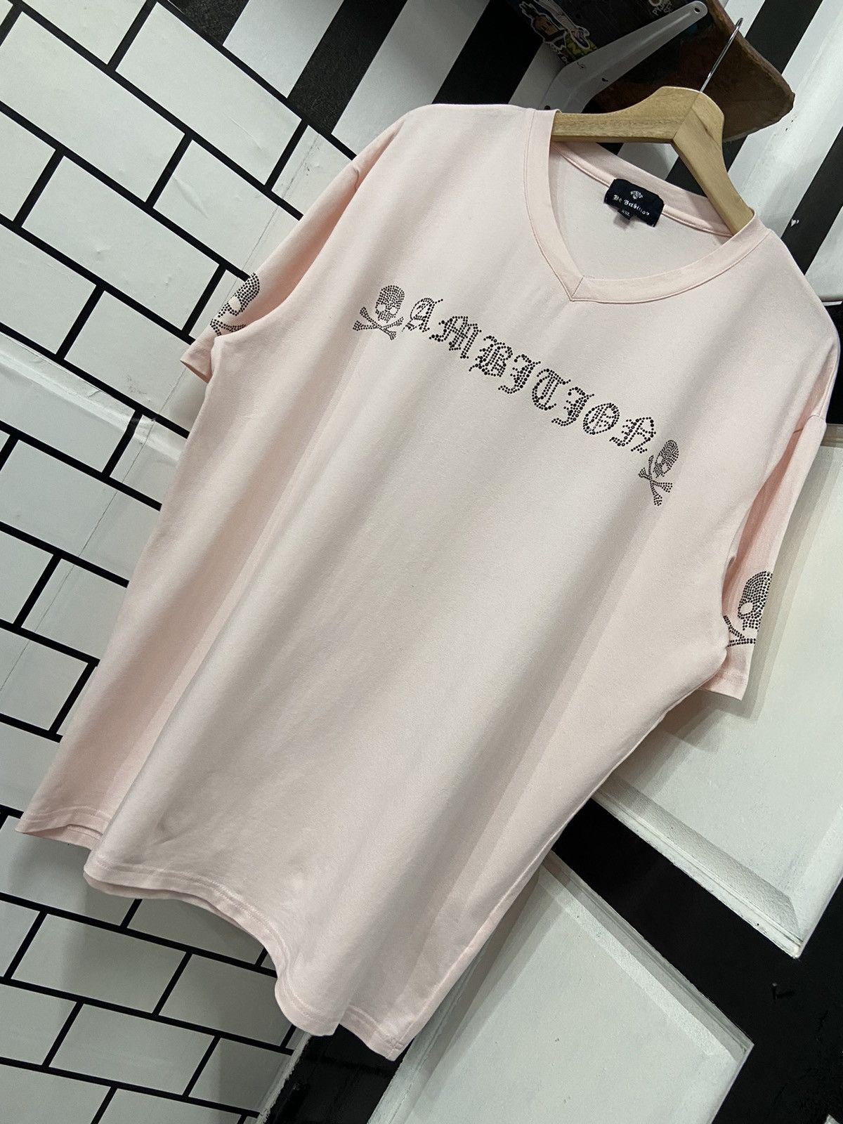 Japanese Brand Japanese Brand Be Ambition Skulls Fully Beads Rhinestone Tee Size US XL / EU 56 / 4 - 7 Thumbnail