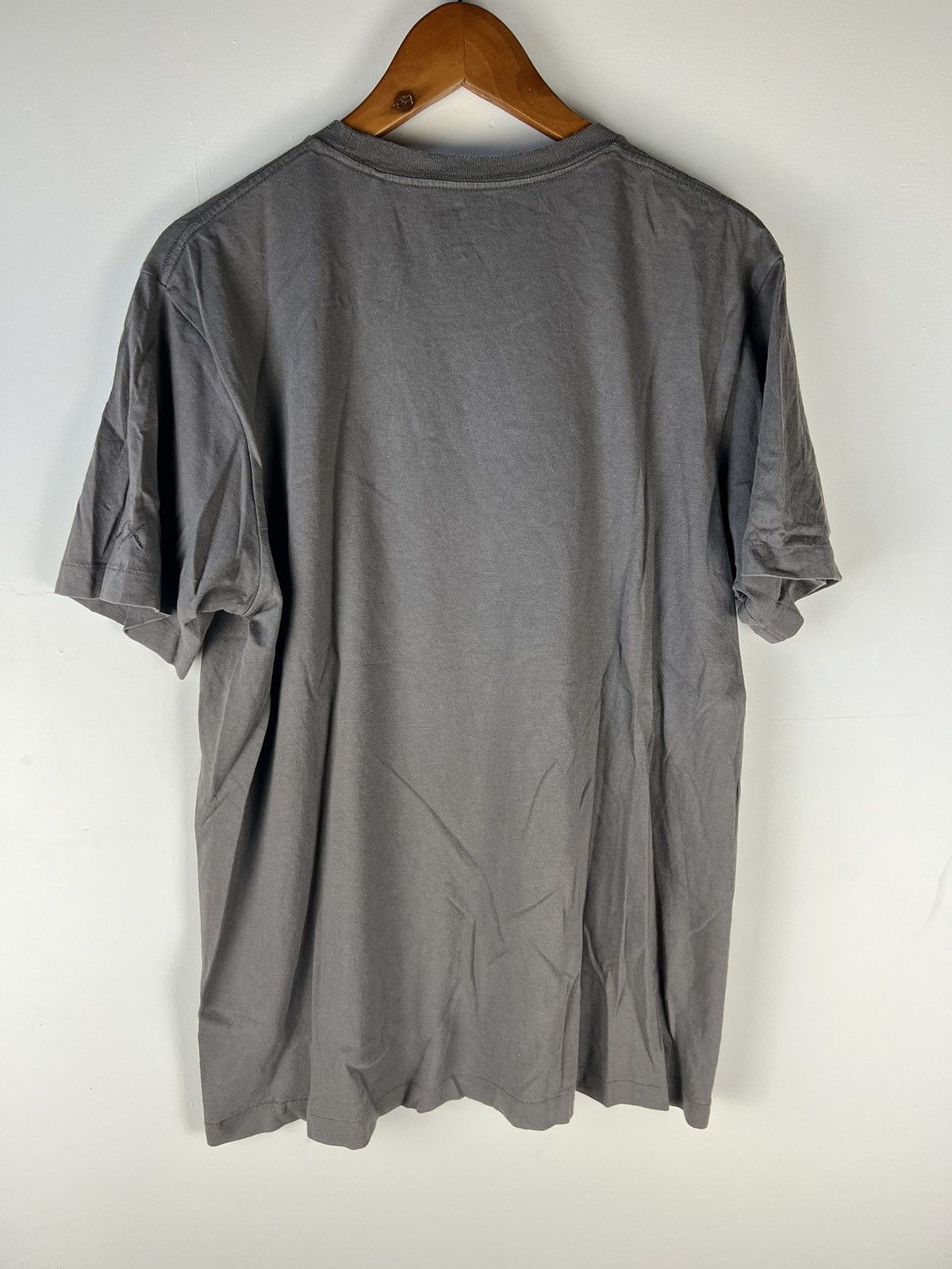 Kaws × Uniqlo Kaws companion tee Size US L / EU 52-54 / 3 - 2 Thumbnail