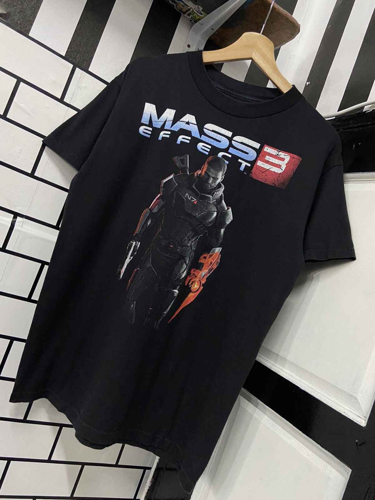 Playstation Mass Effect 3 Game By EA International Promo Tech Wear Tee Size US M / EU 48-50 / 2 - 3 Thumbnail