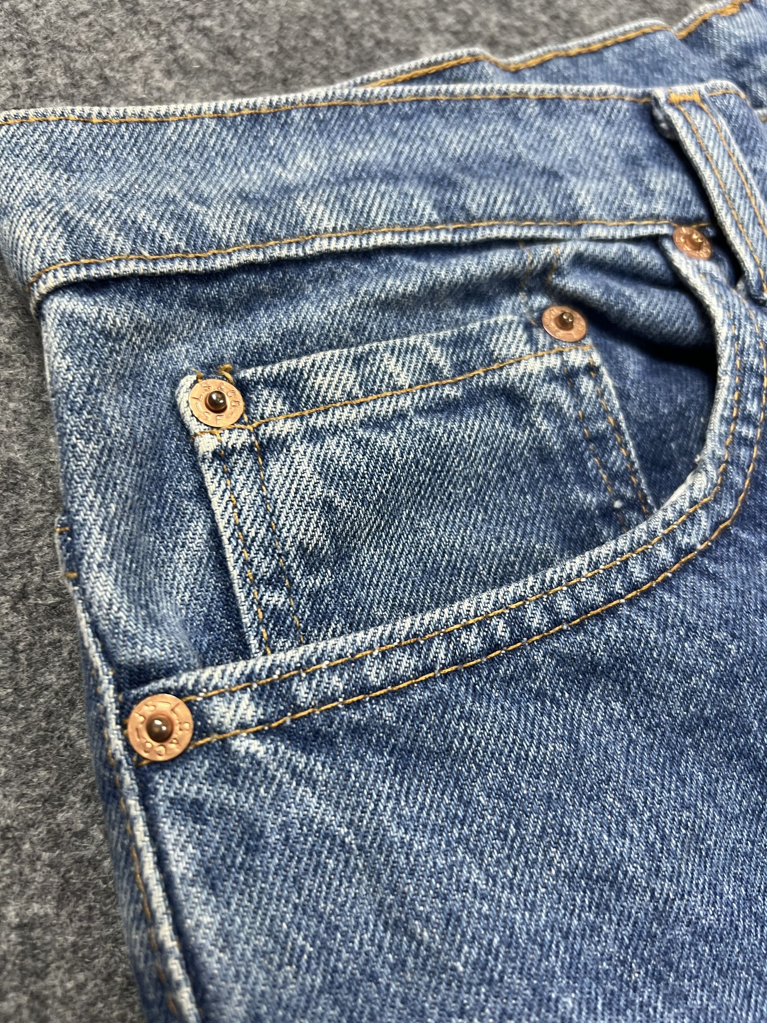 Levi's × Vintage Vintage Levi's 517 Bootcut jeans Size US 31 - 5 Thumbnail