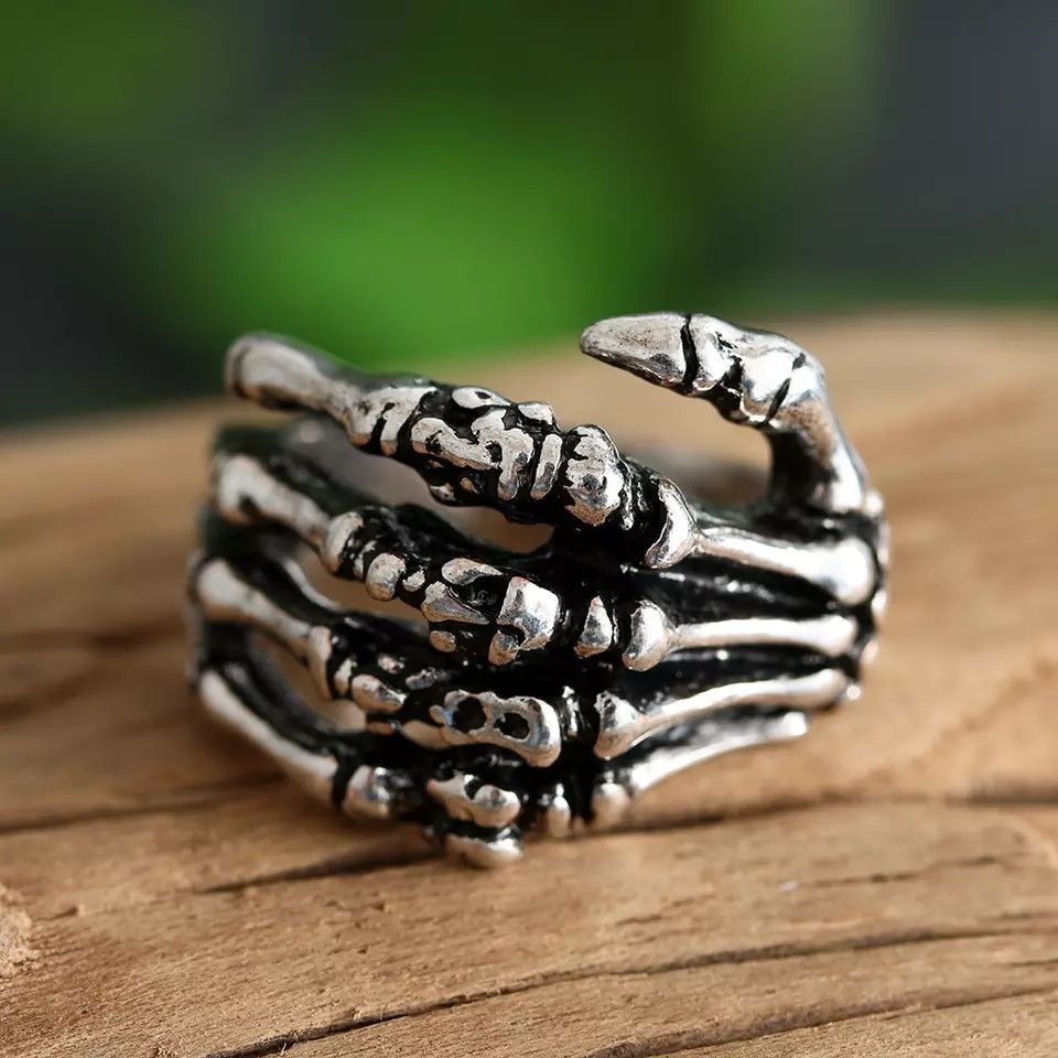 Jewelry Gothic Vintage Hand Bone Ring Size ONE SIZE - 2 Thumbnail