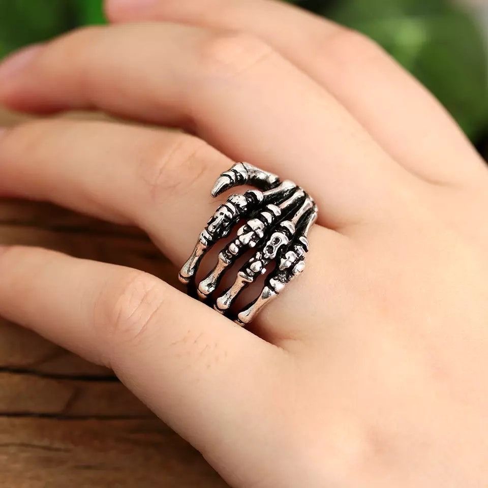 Jewelry Gothic Vintage Hand Bone Ring Size ONE SIZE - 3 Thumbnail