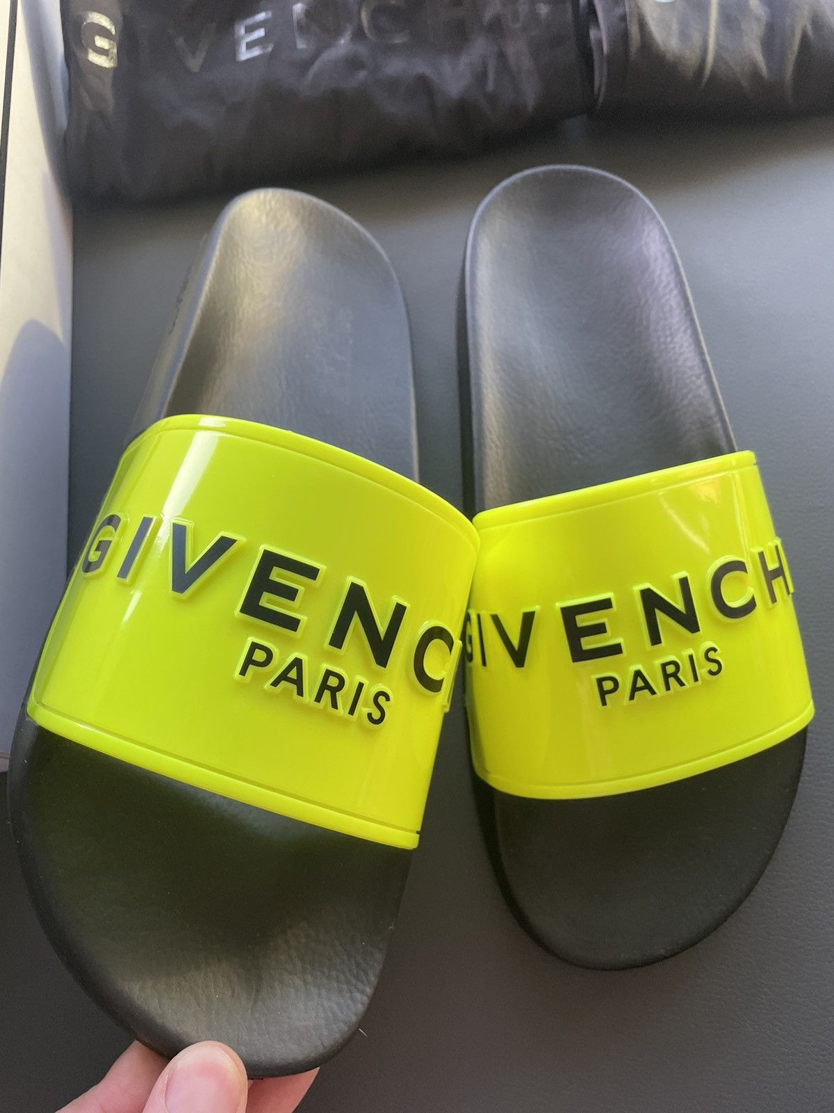 Givenchy Super Rare Brand New Runway Iconic Logo Rubber Slides Shoes Size US 10 / EU 43 - 15 Thumbnail