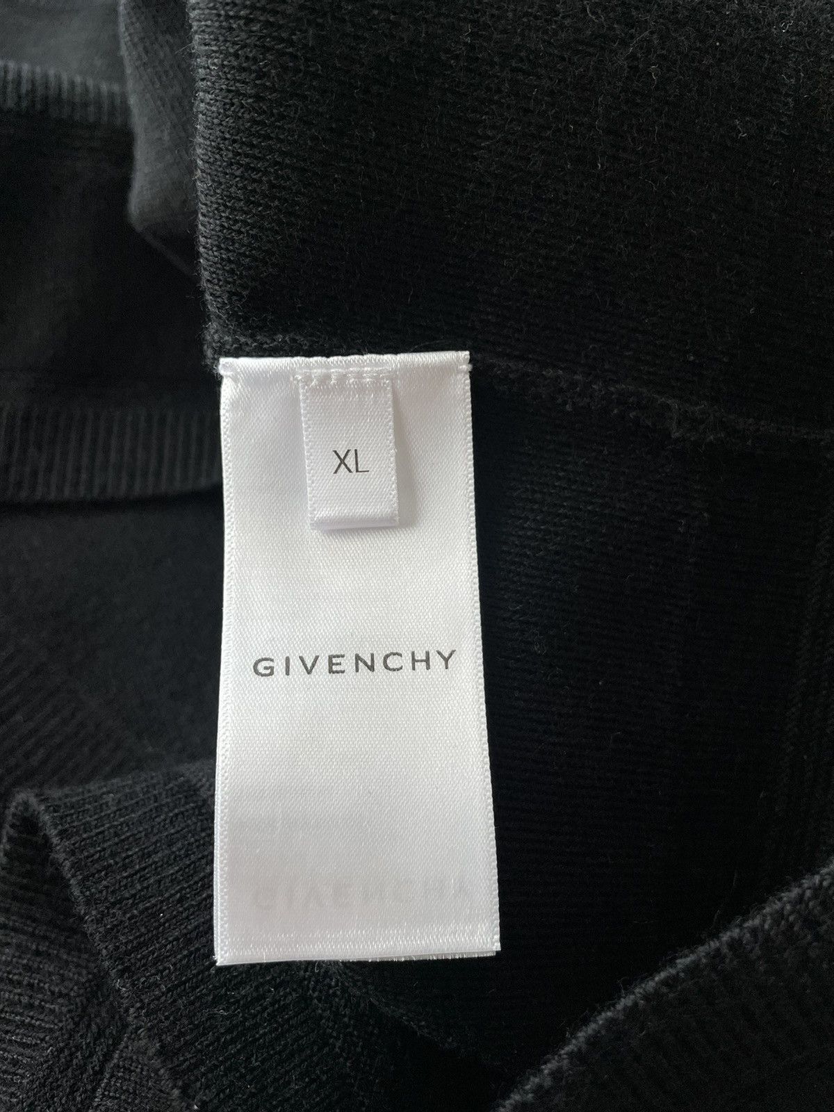 Givenchy Rare $1,650 Runway Brand New Limited Studded Crewneck Shirt Size US L / EU 52-54 / 3 - 7 Thumbnail
