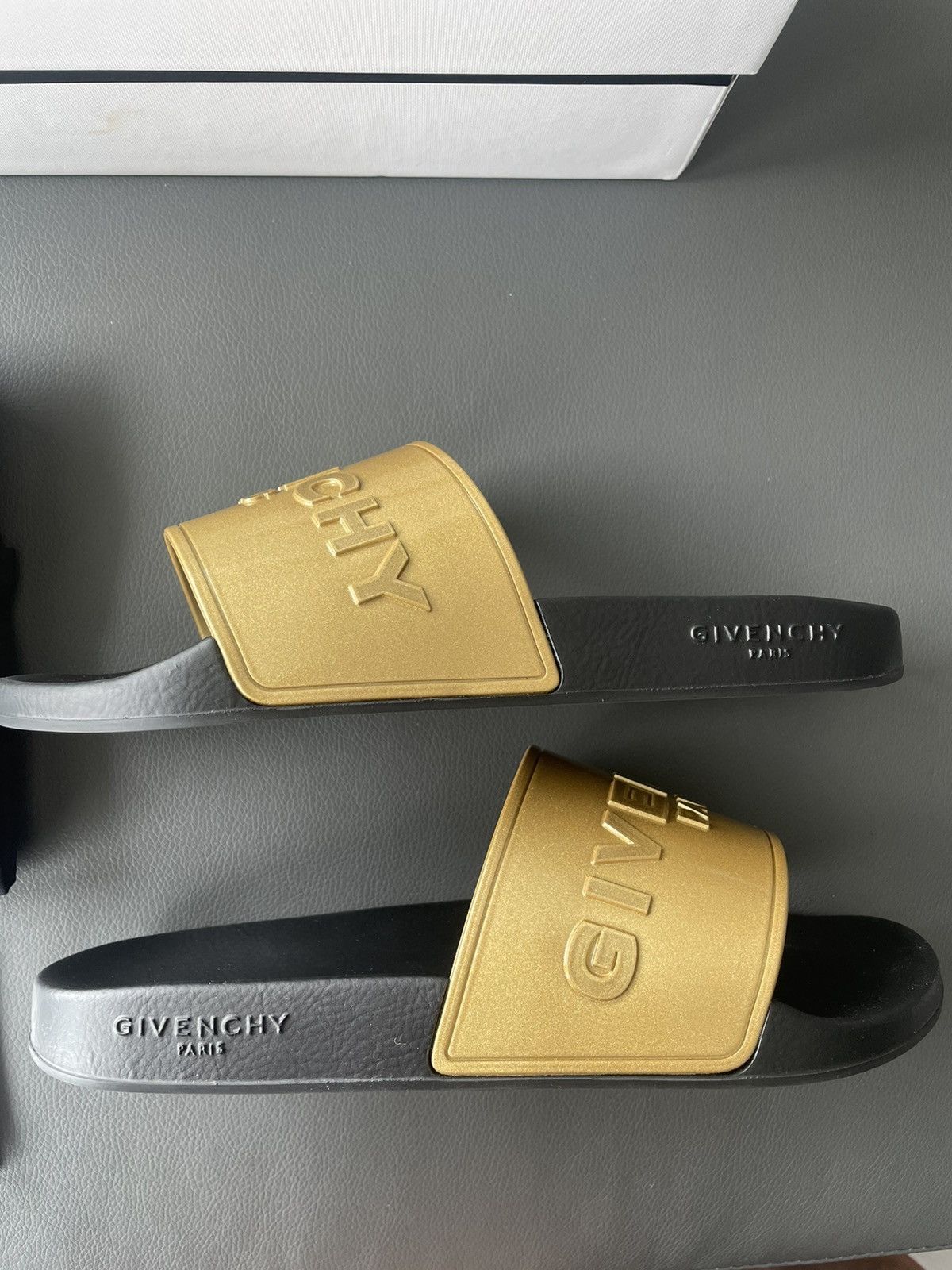 Givenchy Runway Limited Iconic BrandNew Givenchy Logo Slipper Slides Size US 10 / EU 43 - 3 Thumbnail