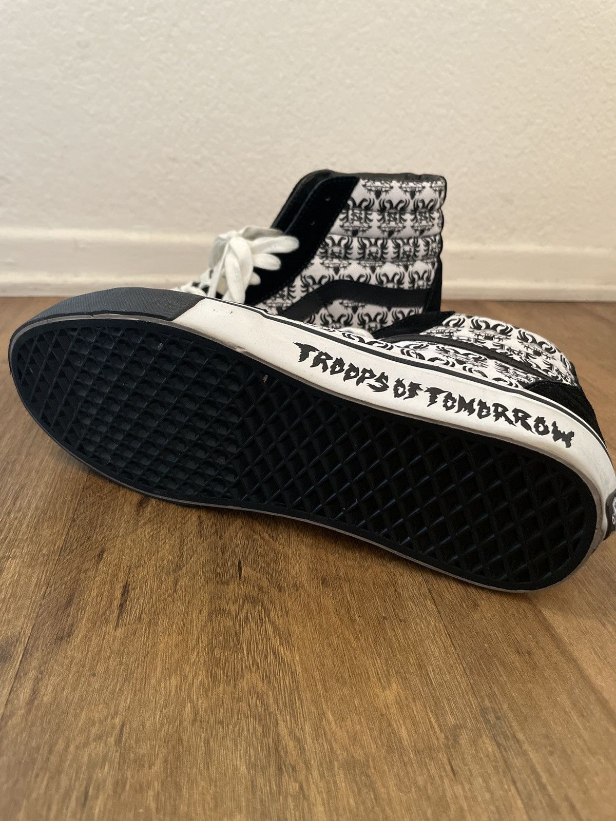 Neighborhood × Supreme × Vans Sk8-Hi vans supreme neighborhood Size US 9 / EU 42 - 8 Thumbnail