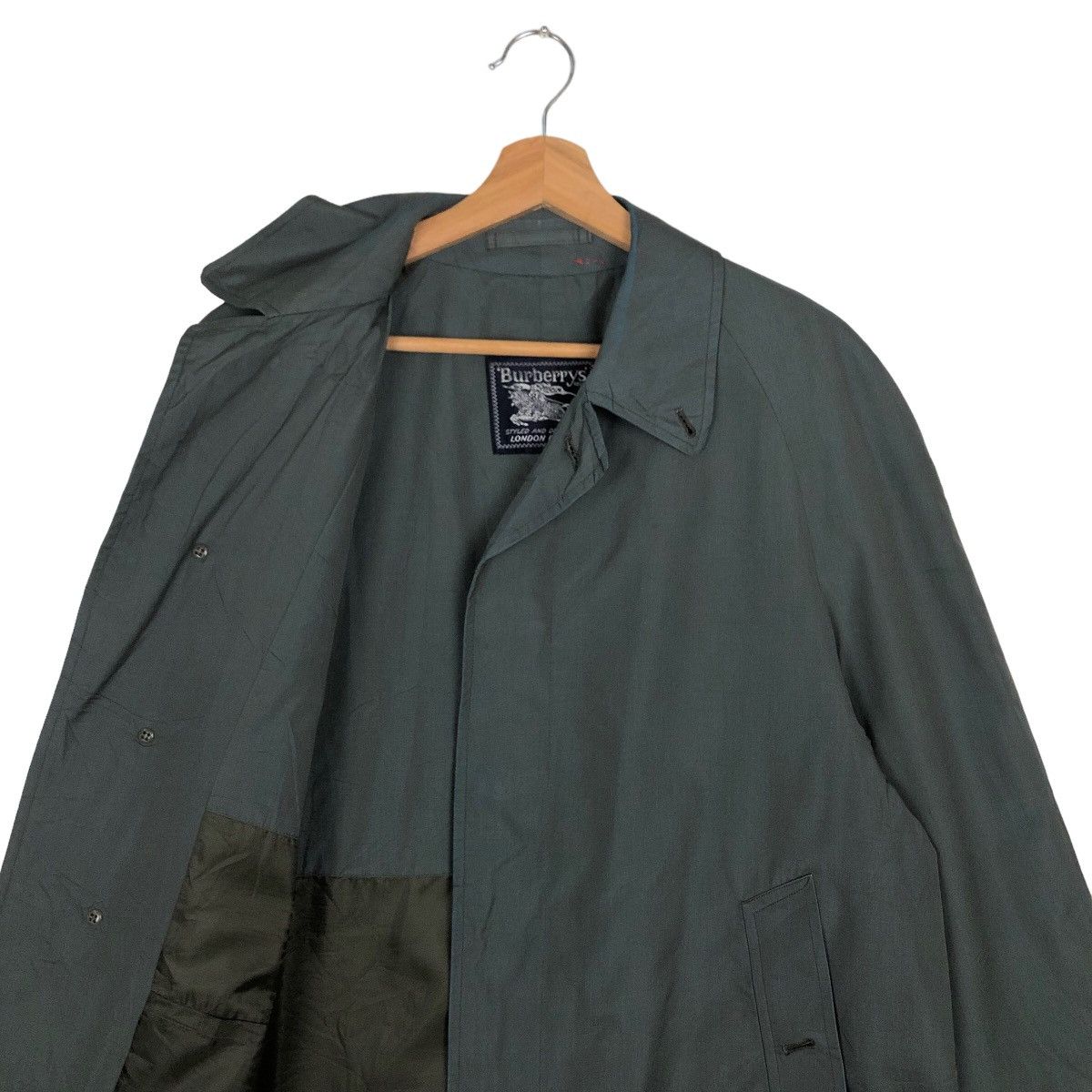 Burberry VINTAGE LONG JACKET BURBERRYS ENGLAND MADE Size US S / EU 44-46 / 1 - 9 Thumbnail