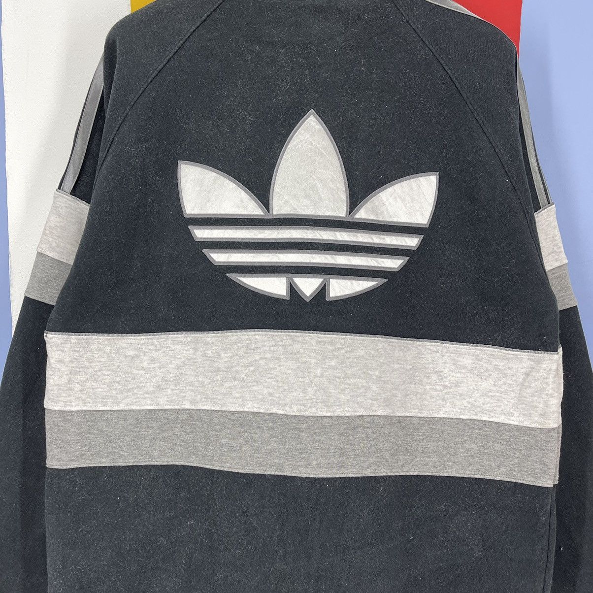 Adidas 90s Vintage ADIDAS Sweatshirt Rare Design #065-104 Size US L / EU 52-54 / 3 - 2 Thumbnail