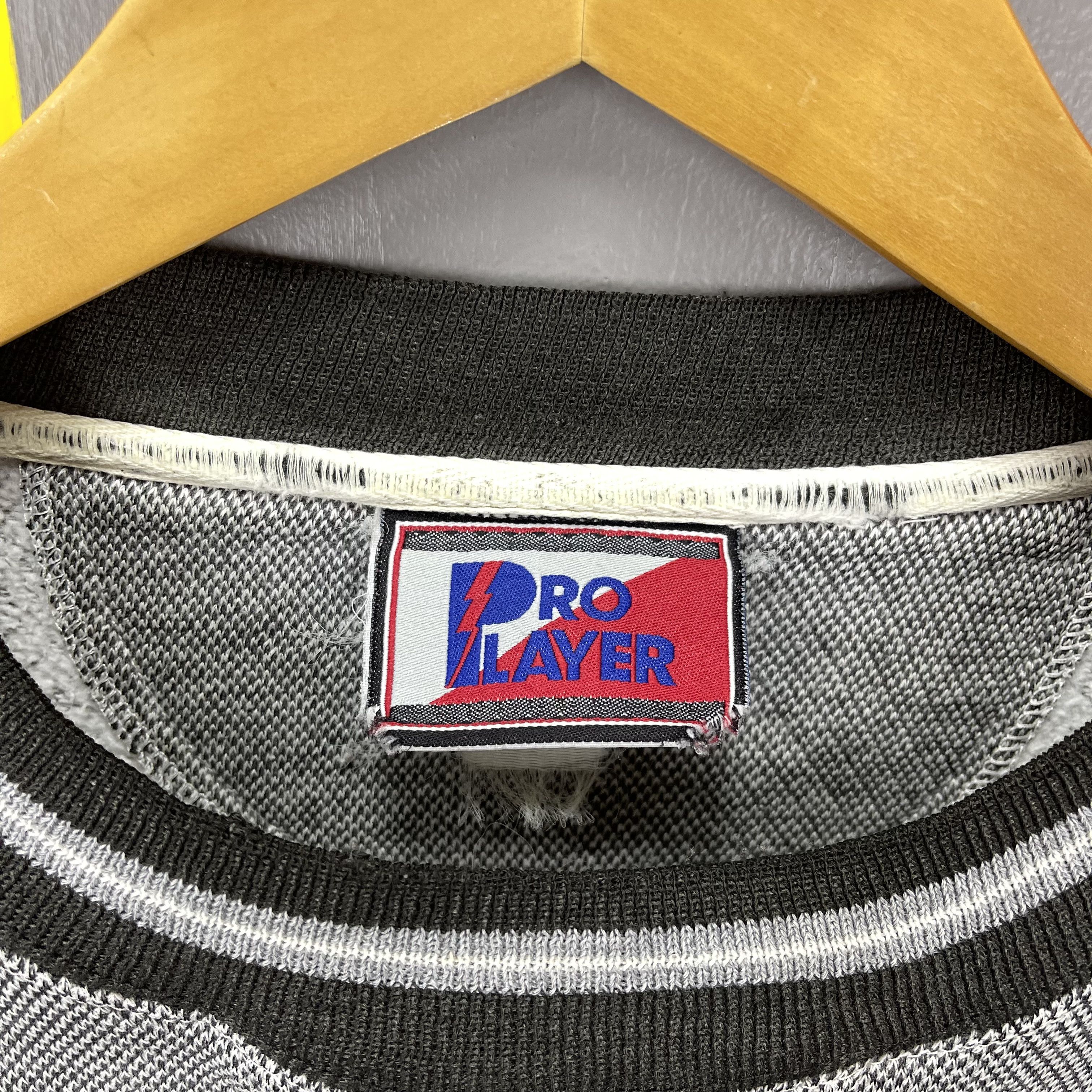 Pro Player Vintage PANTHERS CAROLINA by PRO PLAYER Sweatshirt #1244/AR Size US L / EU 52-54 / 3 - 6 Thumbnail