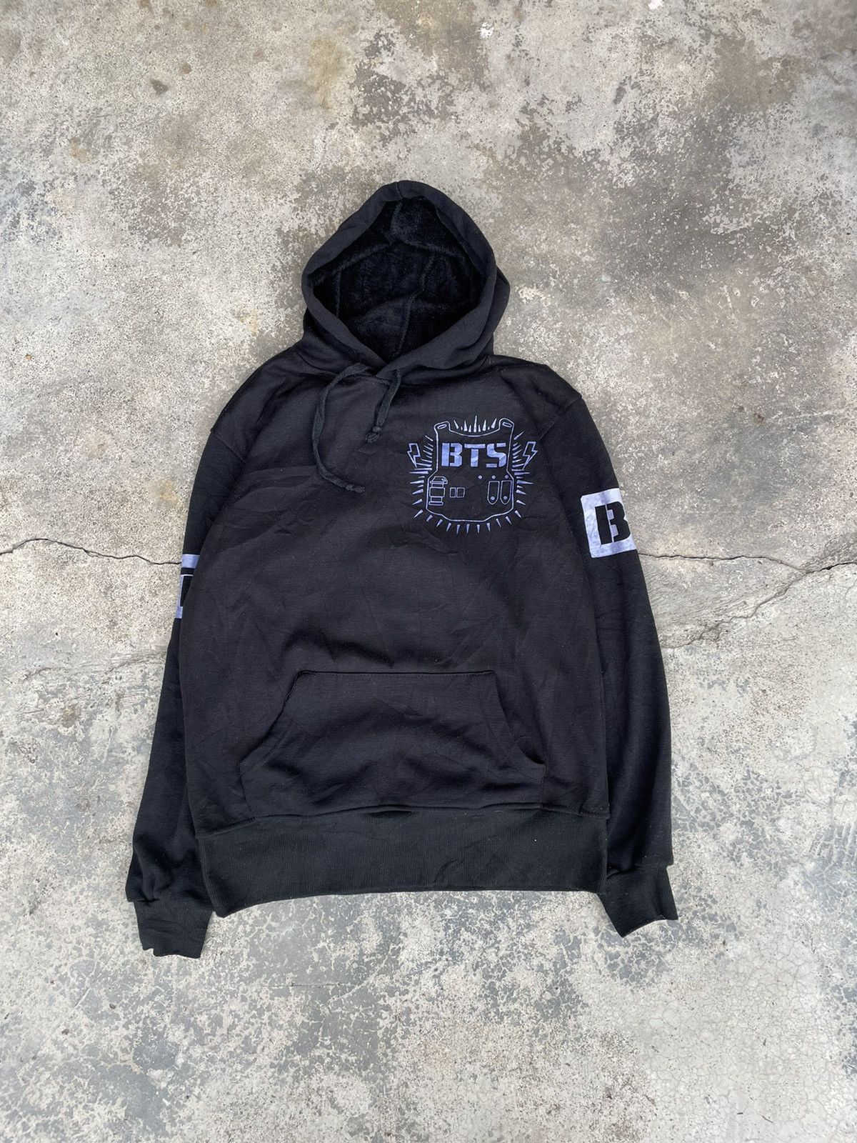 Band Tees BTS KOREAN JIN 92 HOODIE Size US M / EU 48-50 / 2 - 2 Thumbnail