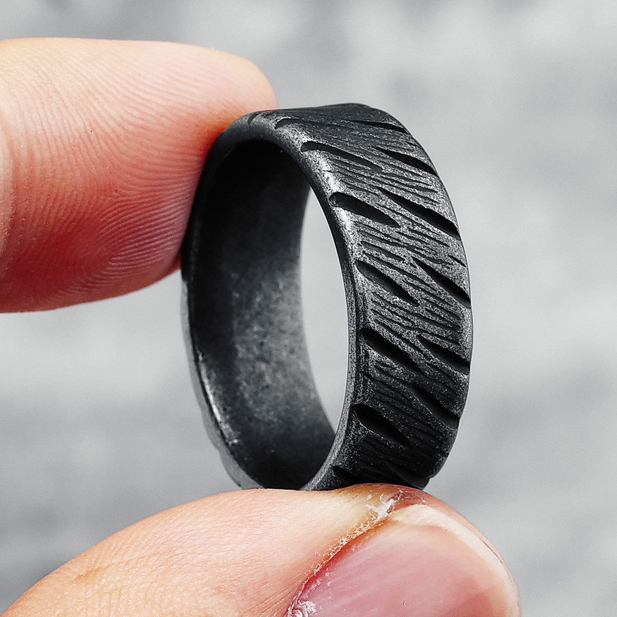 Jewelry 316L Stainless Steel Tire Minimalist Ring Size ONE SIZE - 1 Preview