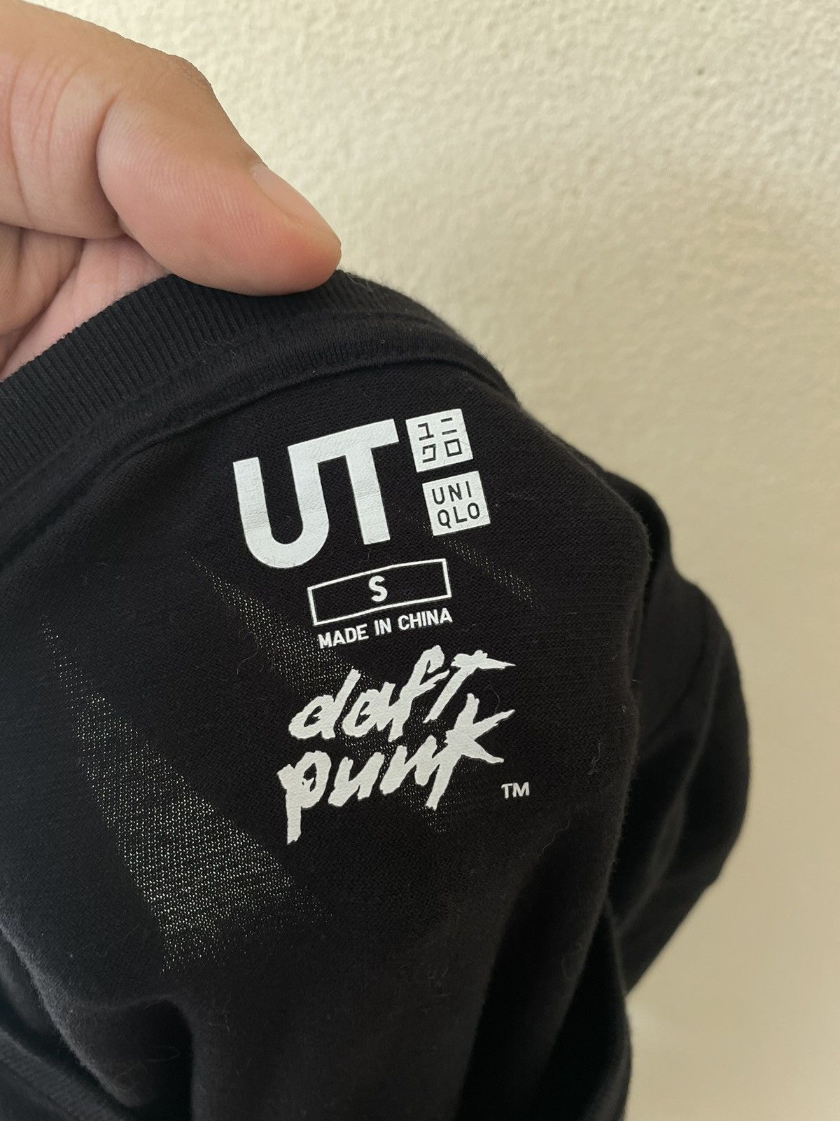 Band Tees × Uniqlo DAFT PUNK RANDOM ACCESS MEMORIES x UNIQLO 2015 TEE Size US S / EU 44-46 / 1 - 7 Thumbnail