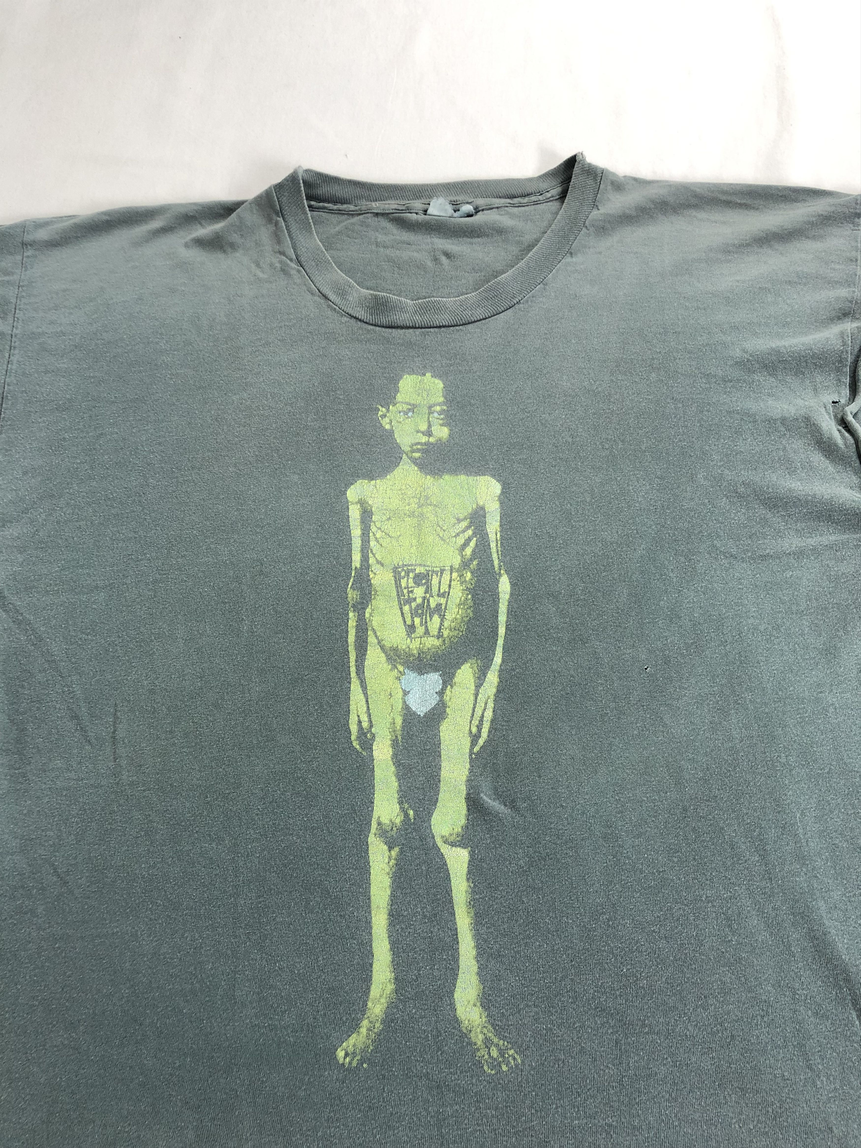 Band Tees Vintage 90s Pearl Jam Future (Red Hot Chili Peppers) Size US XL / EU 56 / 4 - 6 Thumbnail