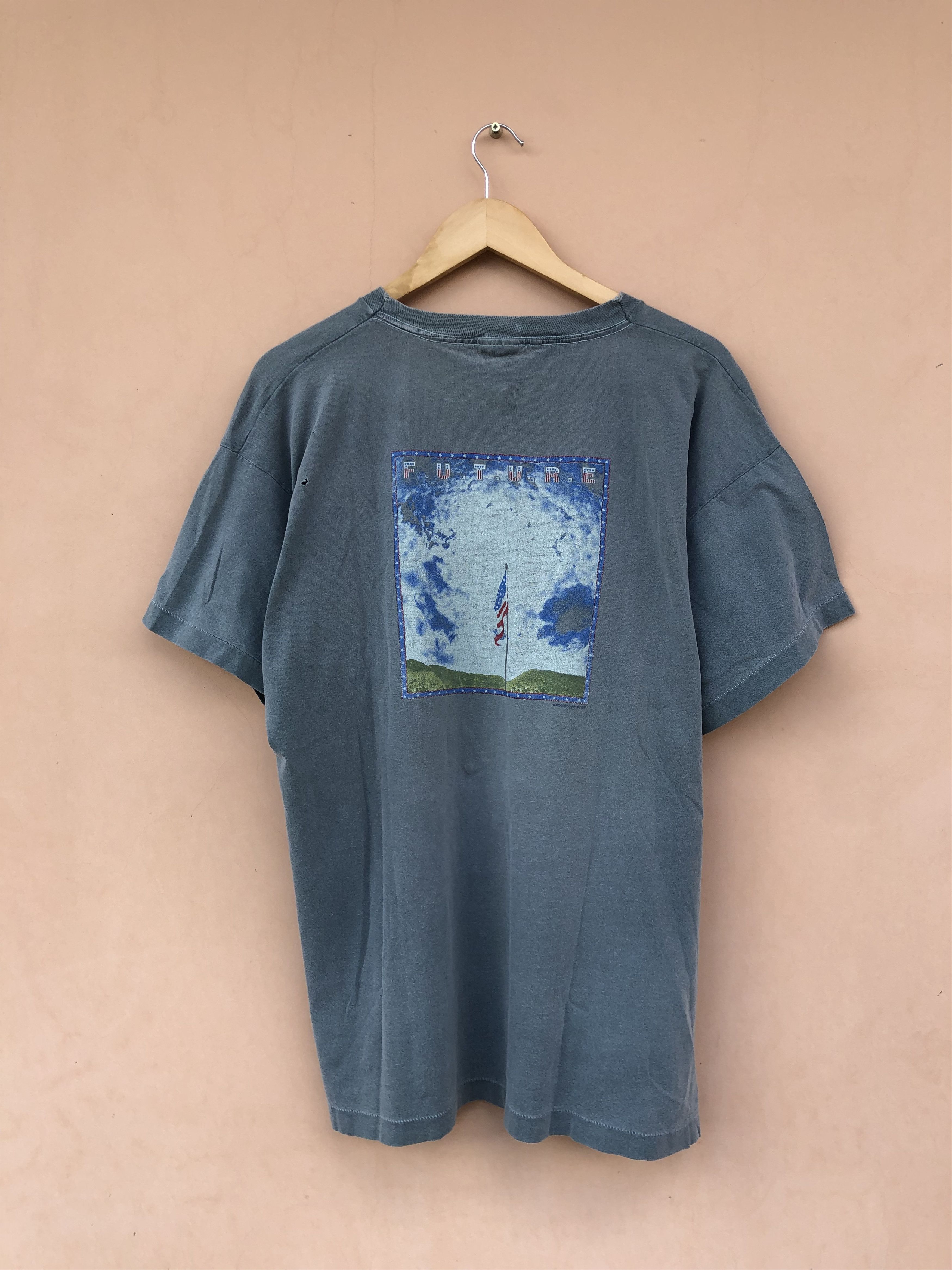Band Tees Vintage 90s Pearl Jam Future (Red Hot Chili Peppers) Size US XL / EU 56 / 4 - 4 Thumbnail