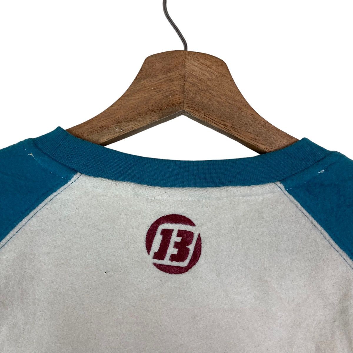 Burton Vintage Burton Tow Tone Spell Out Pullover Jumper Sweatshirt Size US M / EU 48-50 / 2 - 6 Thumbnail