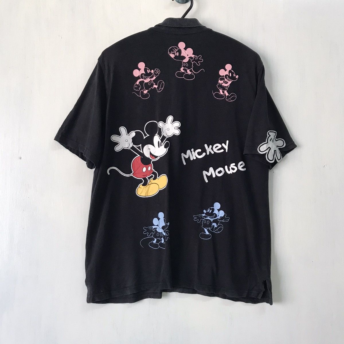 Disney Mickey Mouse tshirt