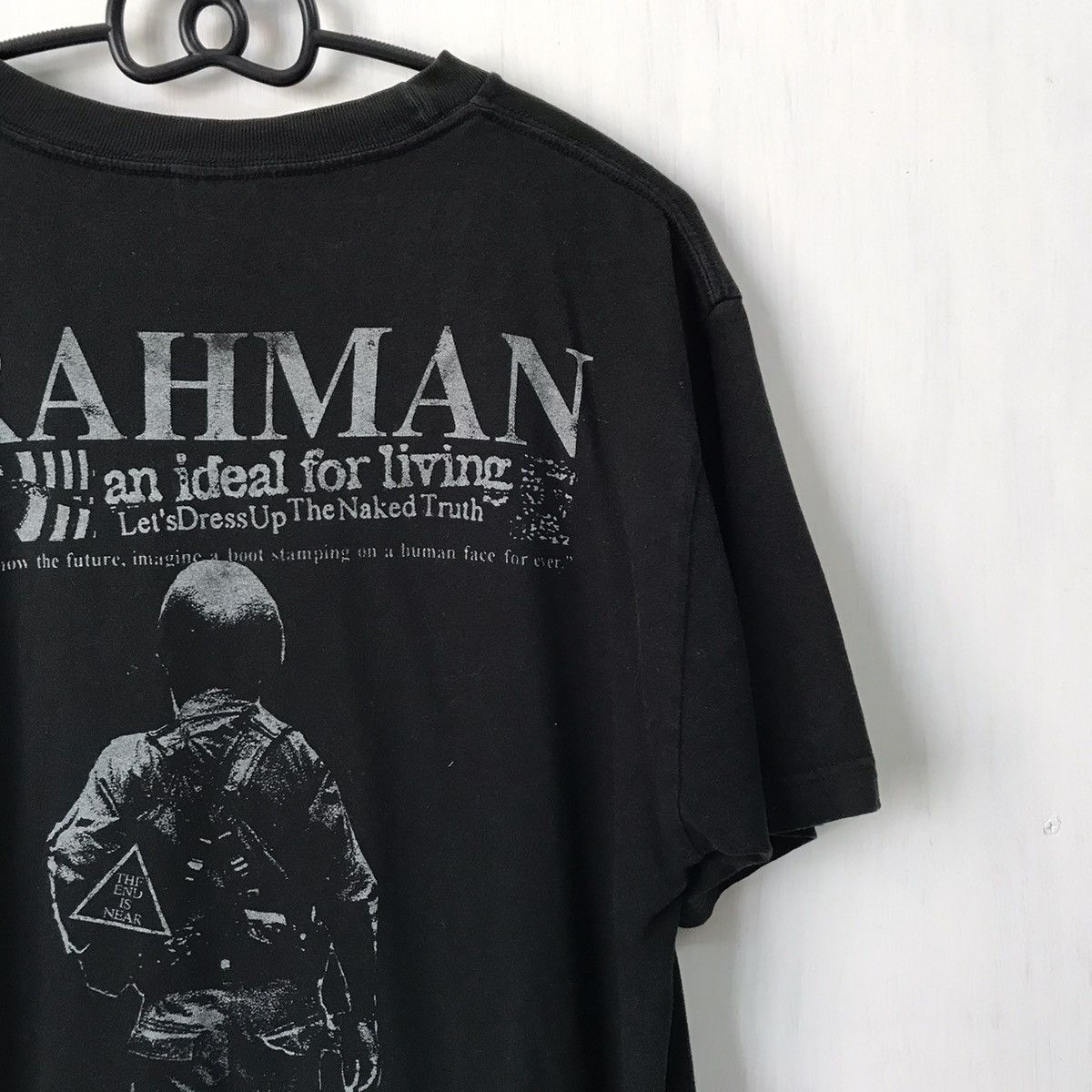 Japanese Brand Stop the war brahman an ideal for living art gallery tshirt Size US L / EU 52-54 / 3 - 9 Thumbnail