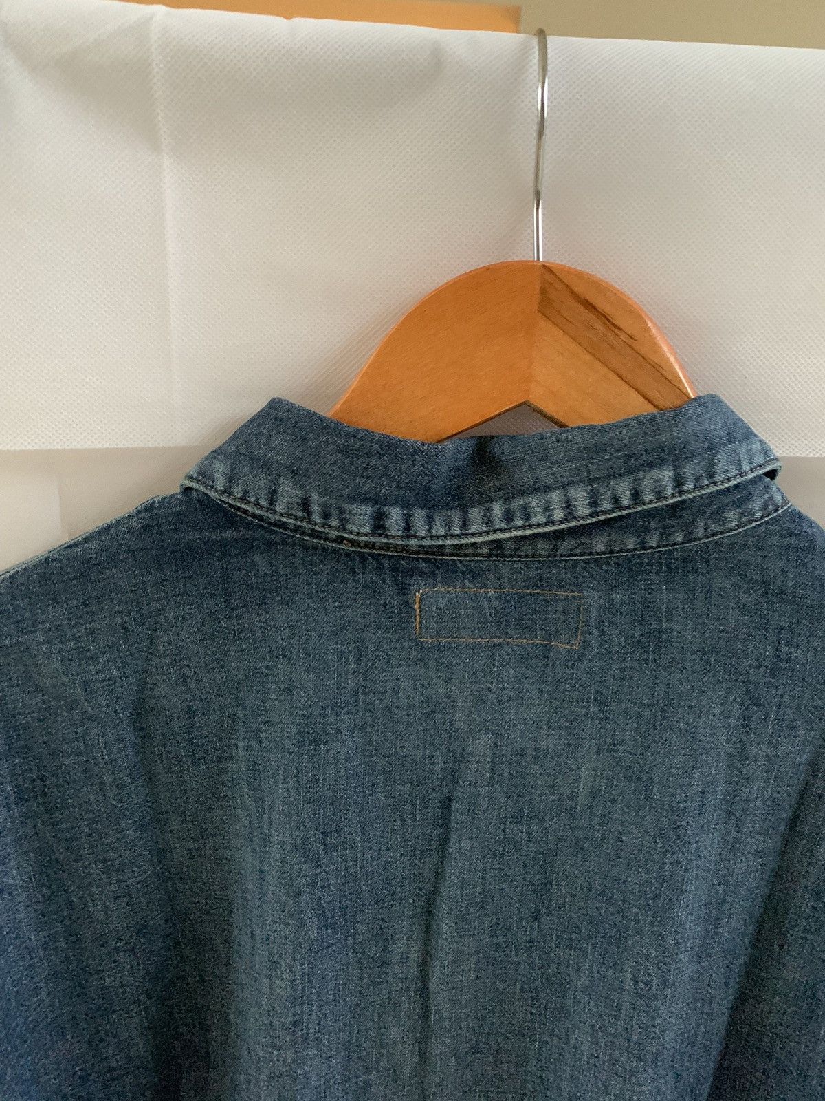 Saint Laurent Paris Denim Button Up in Medium Vintage Blue Size US S / EU 44-46 / 1 - 8 Thumbnail