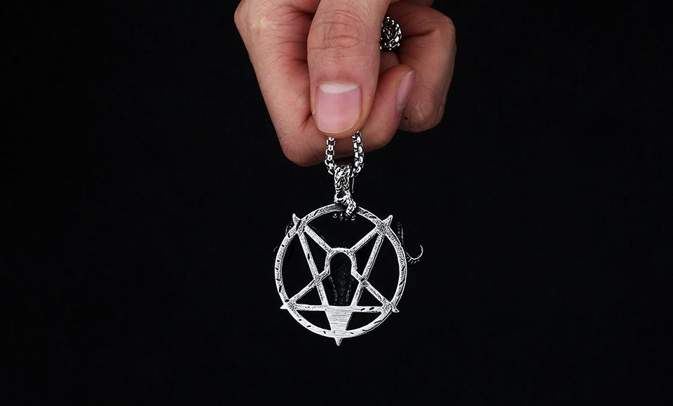 Jewelry Skull Satan Pendant Necklace Size ONE SIZE - 3 Thumbnail