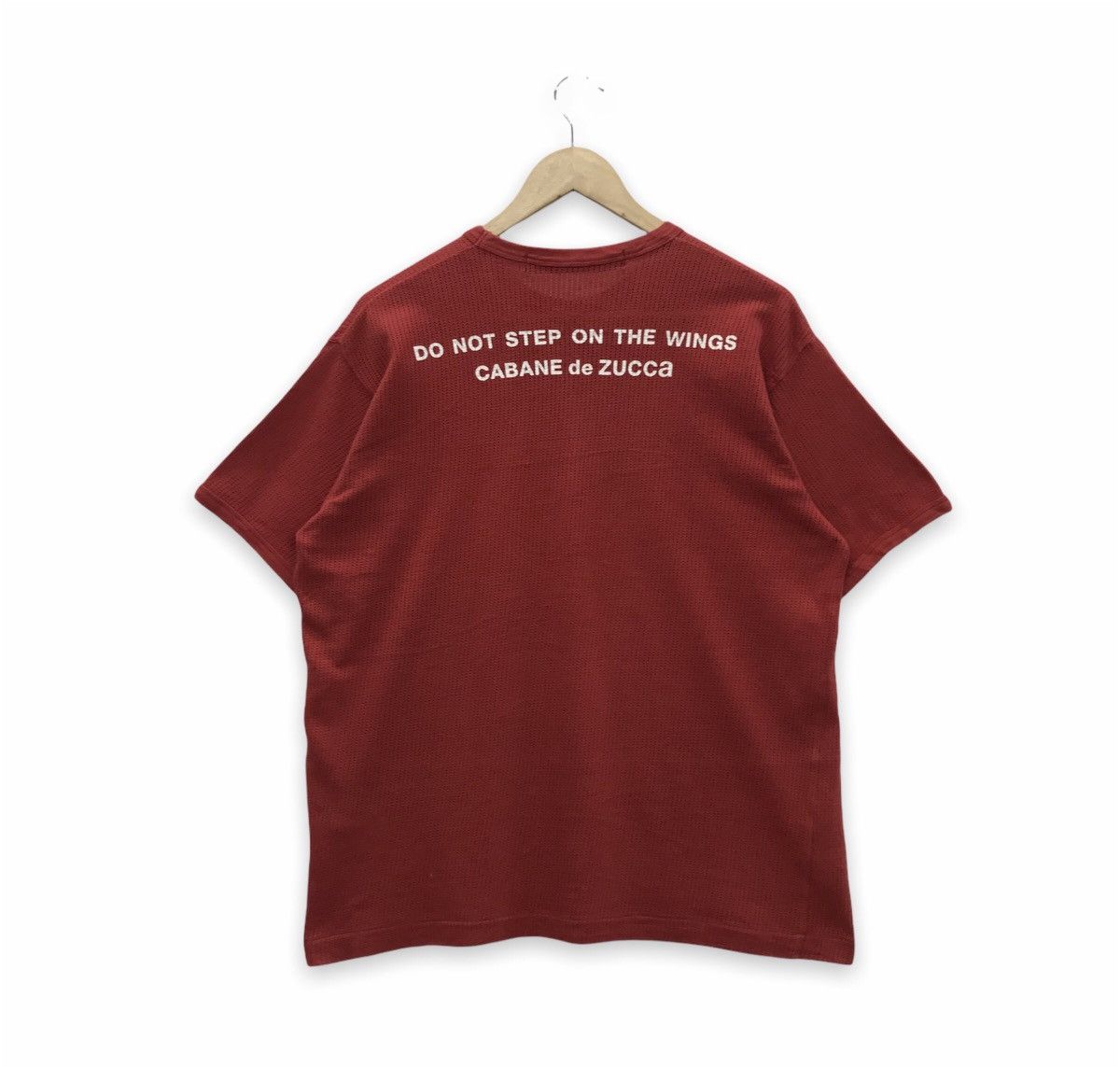 CABANE de ZUCCa × Designer × Japanese Brand *Rare!! Cabane de Zucca DO NOT STEP ON THE WINGS Tee Size US M / EU 48-50 / 2 - 1 Thumbnail