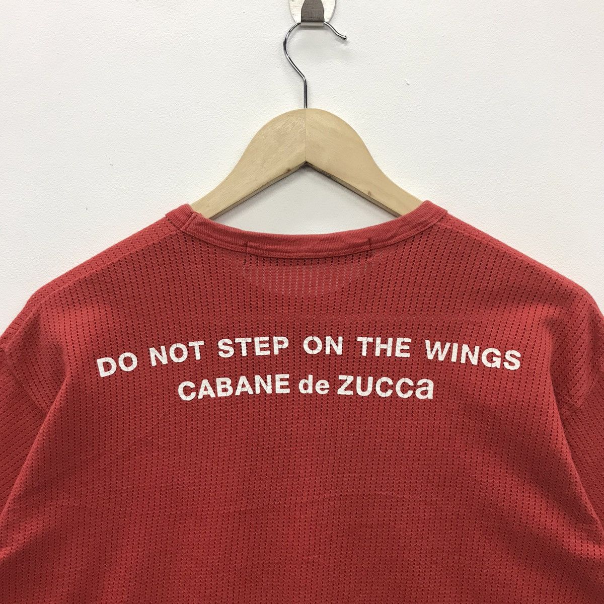 CABANE de ZUCCa × Designer × Japanese Brand *Rare!! Cabane de Zucca DO NOT STEP ON THE WINGS Tee Size US M / EU 48-50 / 2 - 8 Thumbnail