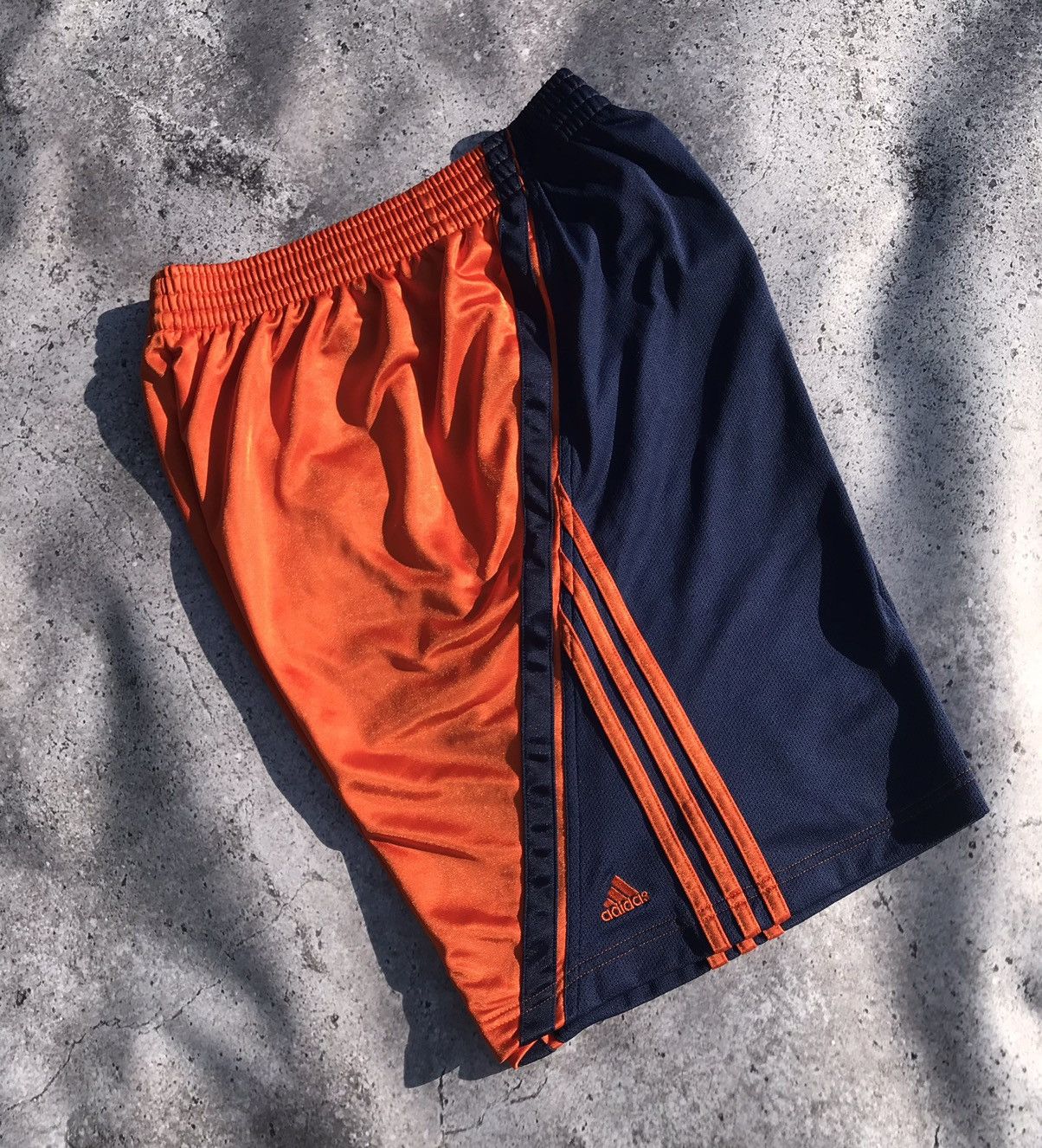 Adidas × NBA × Vintage Adidas Vintage Y2K Basketball Shorts Size US 34 / EU 50 - 5 Thumbnail