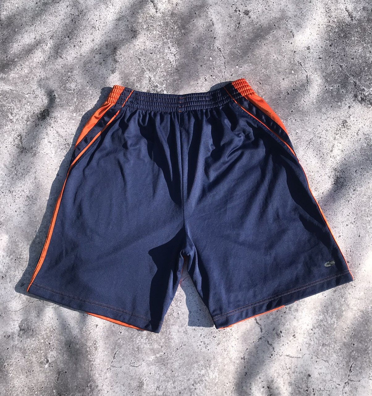 Adidas × NBA × Vintage Adidas Vintage Y2K Basketball Shorts Size US 34 / EU 50 - 7 Thumbnail