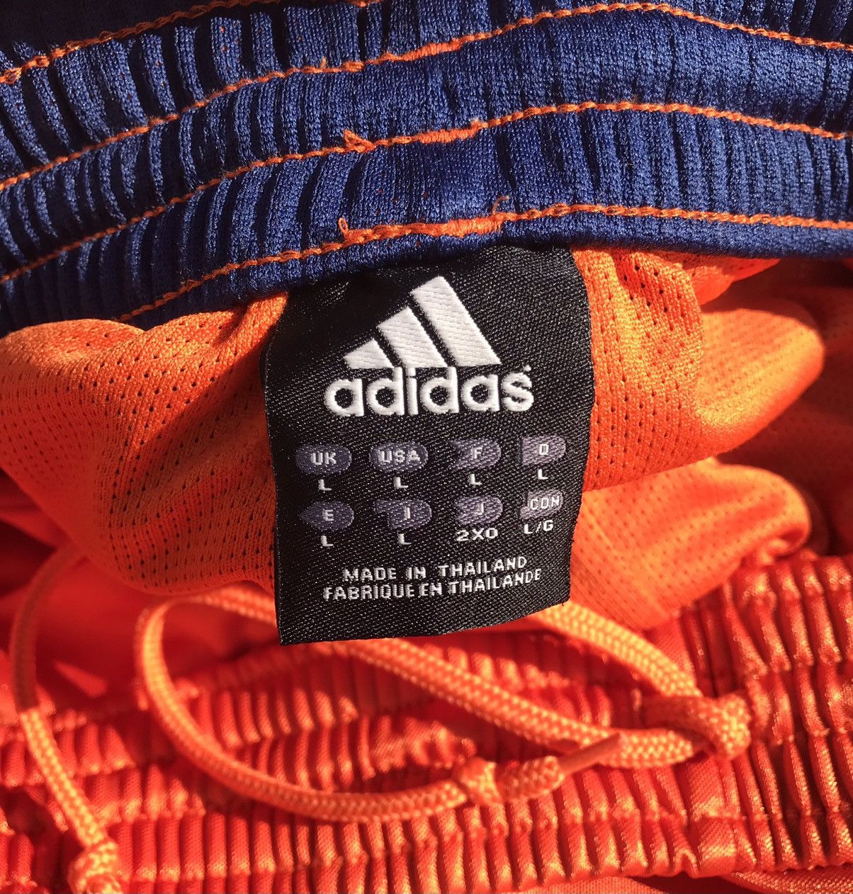 Adidas × NBA × Vintage Adidas Vintage Y2K Basketball Shorts Size US 34 / EU 50 - 9 Thumbnail