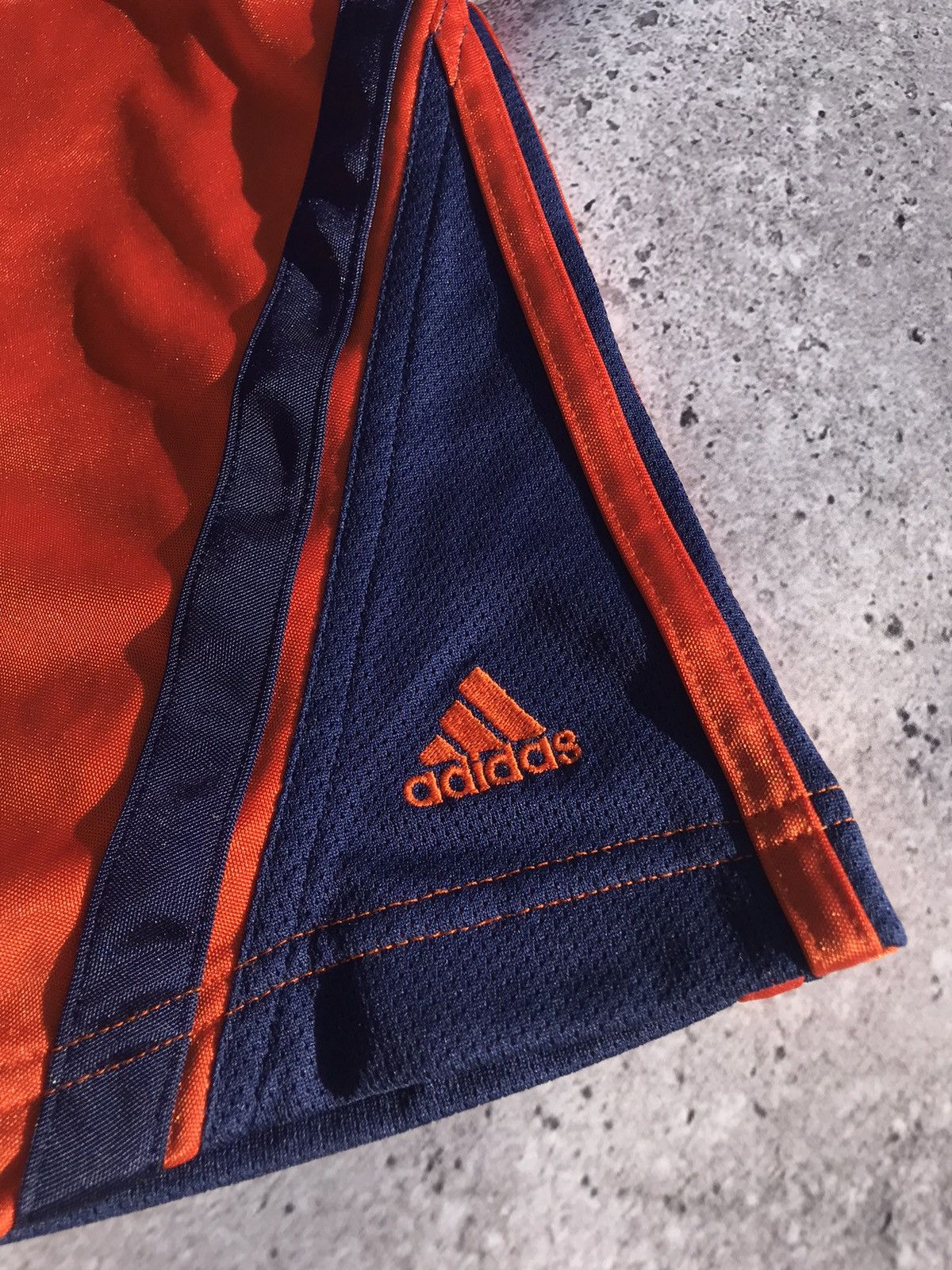 Adidas × NBA × Vintage Adidas Vintage Y2K Basketball Shorts Size US 34 / EU 50 - 4 Thumbnail