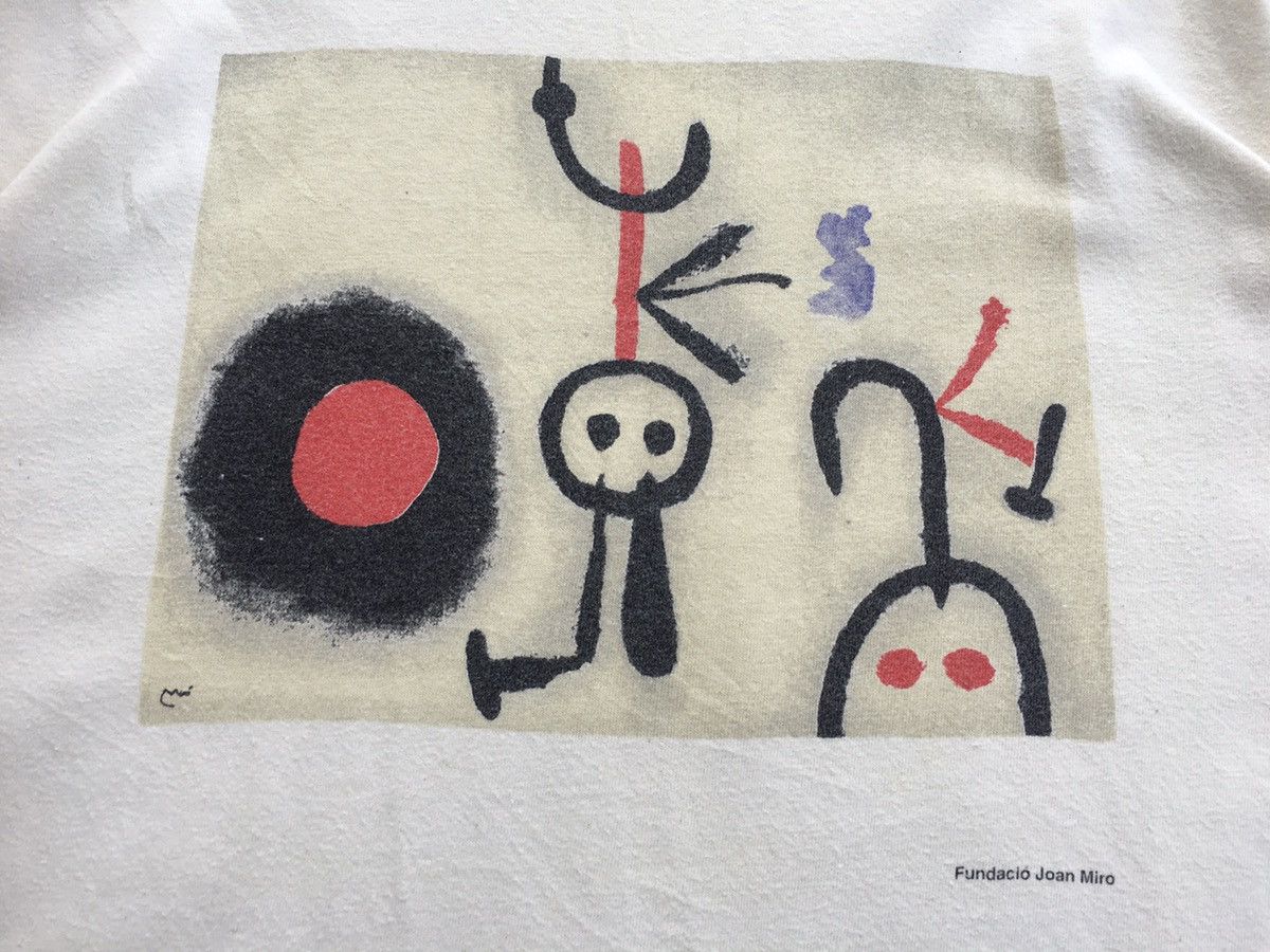Vintage Vtg 1990s Art T-shirt Fundacio Joan Miro Abstracts Tshirt Size US L / EU 52-54 / 3 - 10 Thumbnail