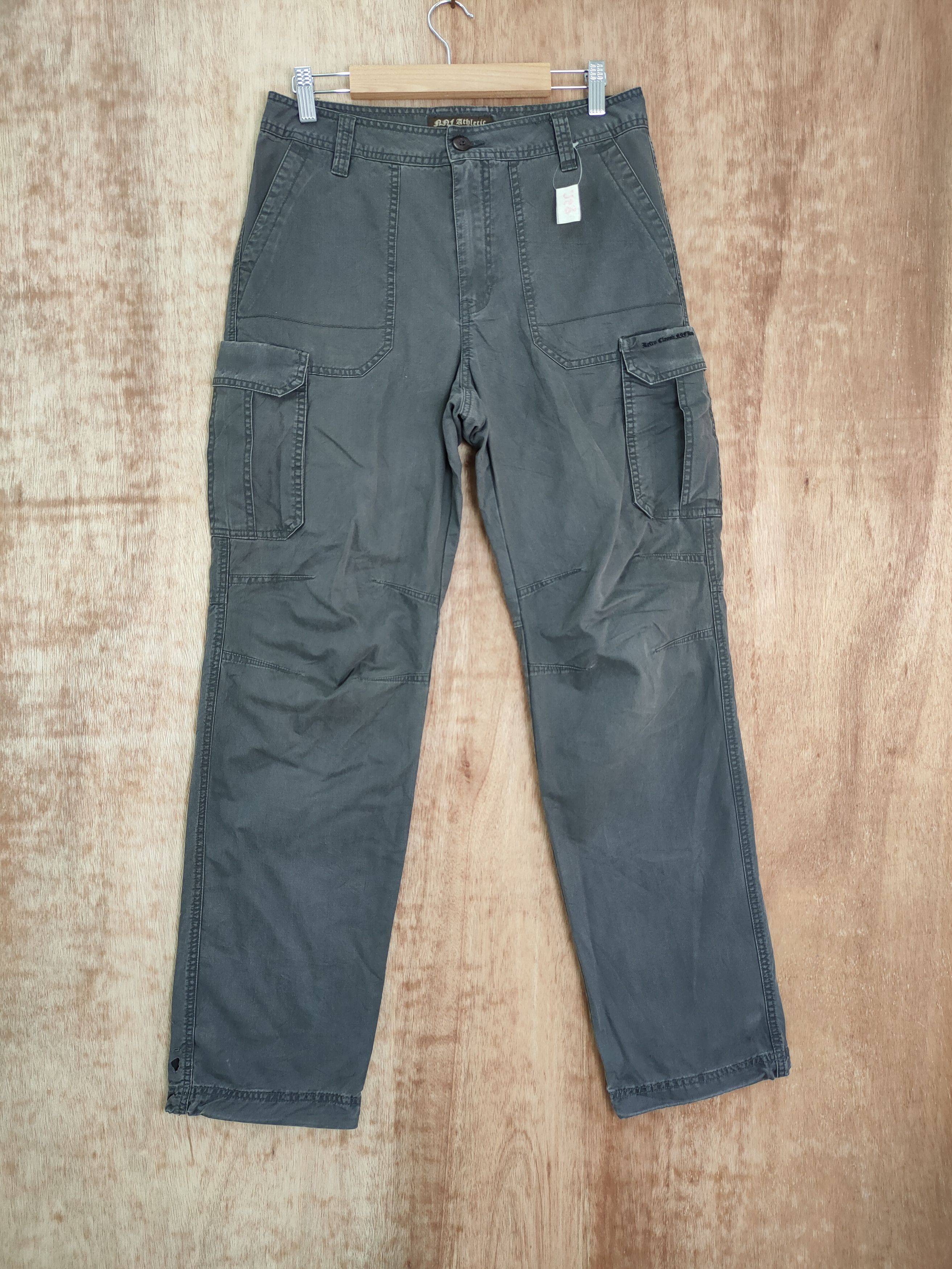 image of Faded Glory Nnt Faded Grey Vintage Multipocket Cargo Pants 268, Men's (Size 30)