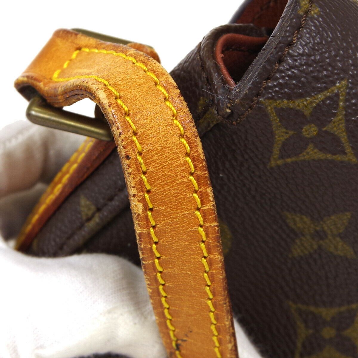 Louis Vuitton Louis Vuitton Crossbody Shoulder Bag Size ONE SIZE - 4 Thumbnail