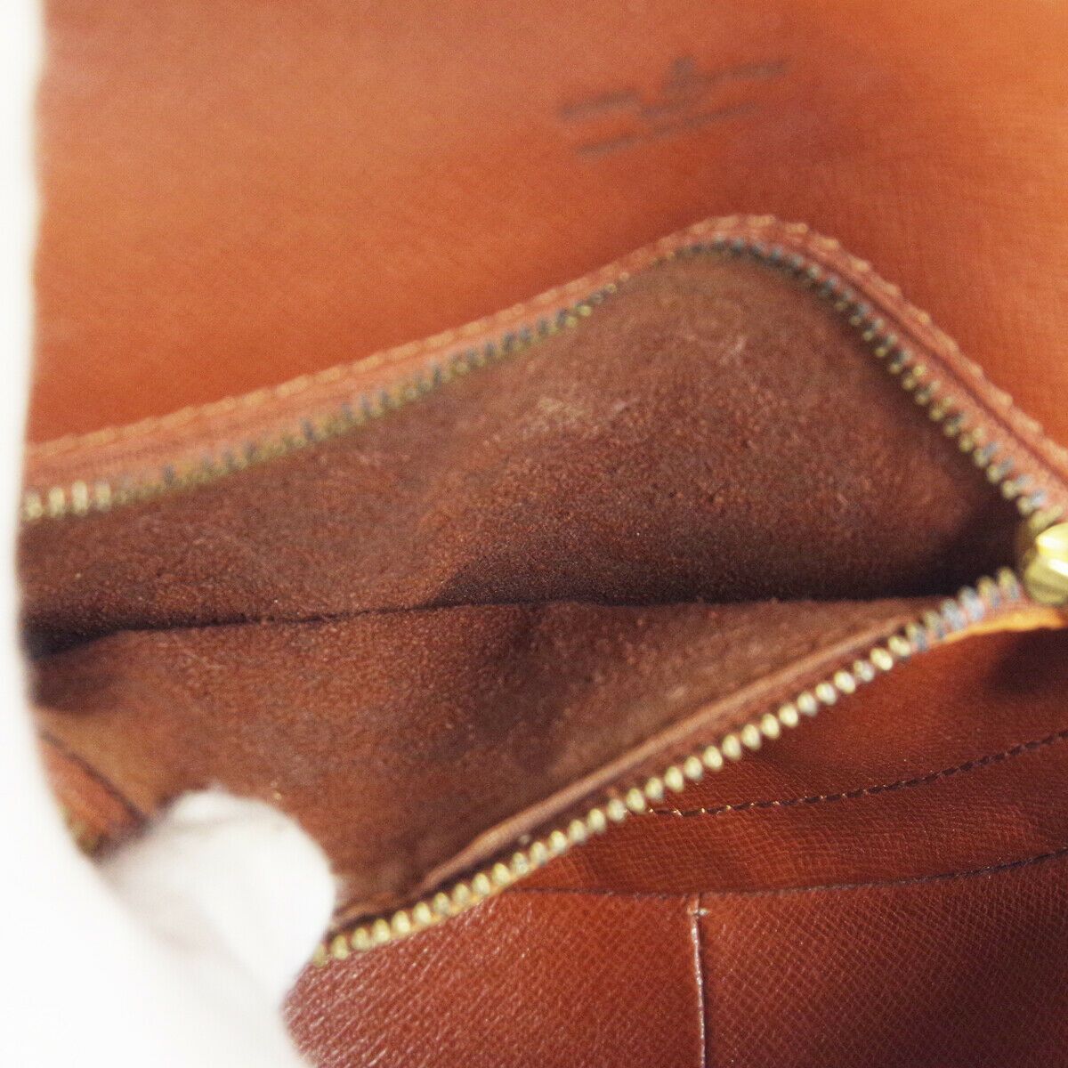 Louis Vuitton Louis Vuitton Crossbody Shoulder Bag Size ONE SIZE - 9 Thumbnail