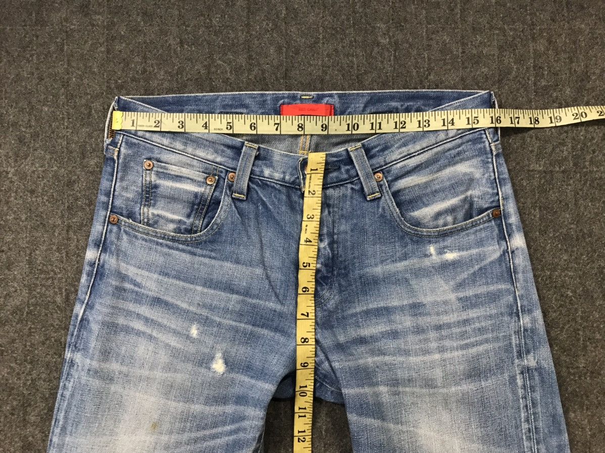 Japanese Brand Vintage Red Card Light Wash Bucket Back Denim Jeans Size US 32 / EU 48 - 19 Thumbnail