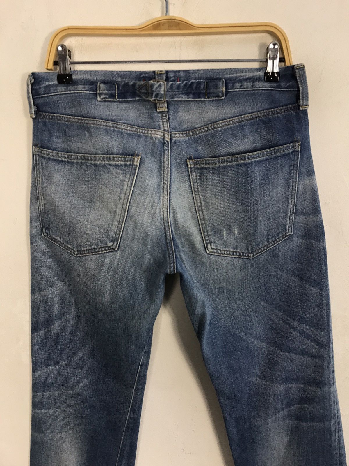 Japanese Brand Vintage Red Card Light Wash Bucket Back Denim Jeans Size US 32 / EU 48 - 11 Thumbnail