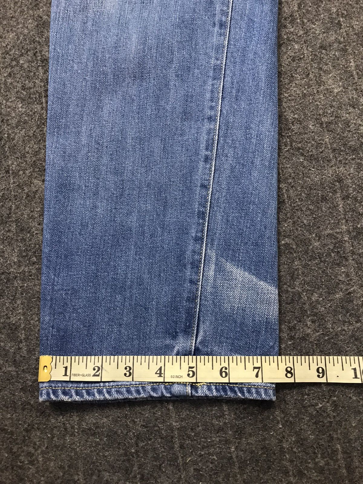 Japanese Brand Vintage Red Card Light Wash Bucket Back Denim Jeans Size US 32 / EU 48 - 22 Thumbnail