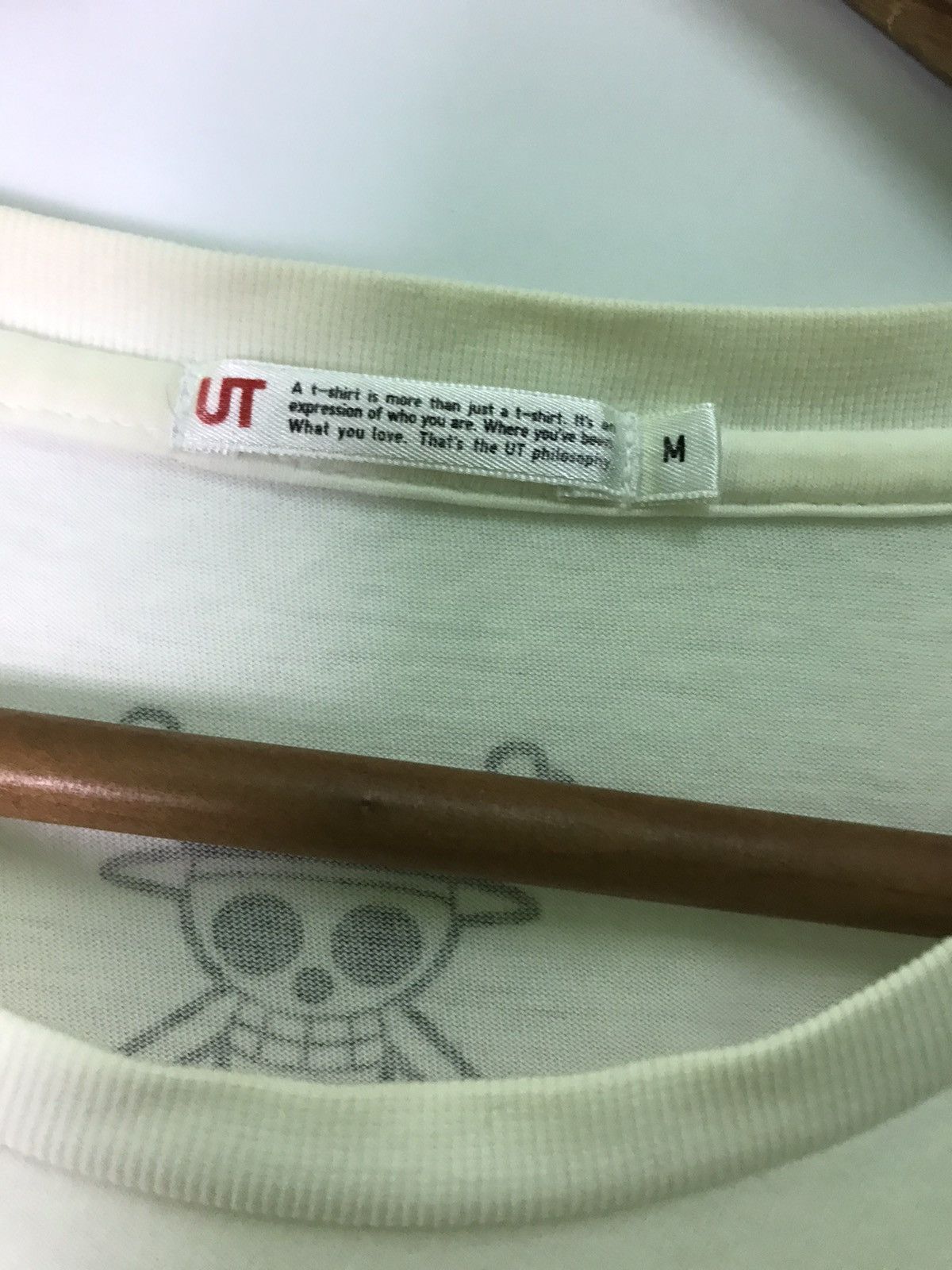 Cartoon Network one piece luffys pirates very rare Size US M / EU 48-50 / 2 - 5 Thumbnail