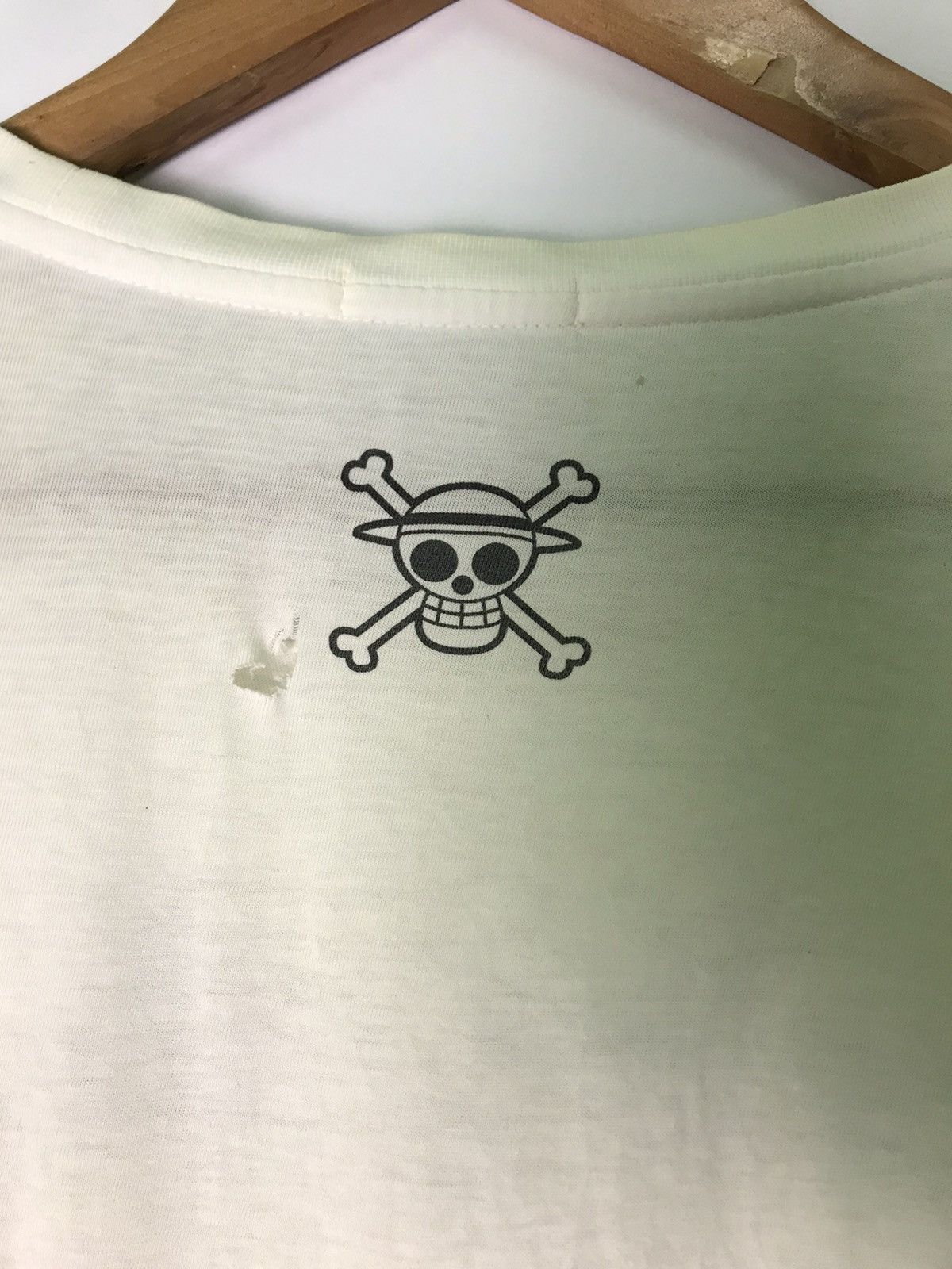 Cartoon Network one piece luffys pirates very rare Size US M / EU 48-50 / 2 - 4 Thumbnail