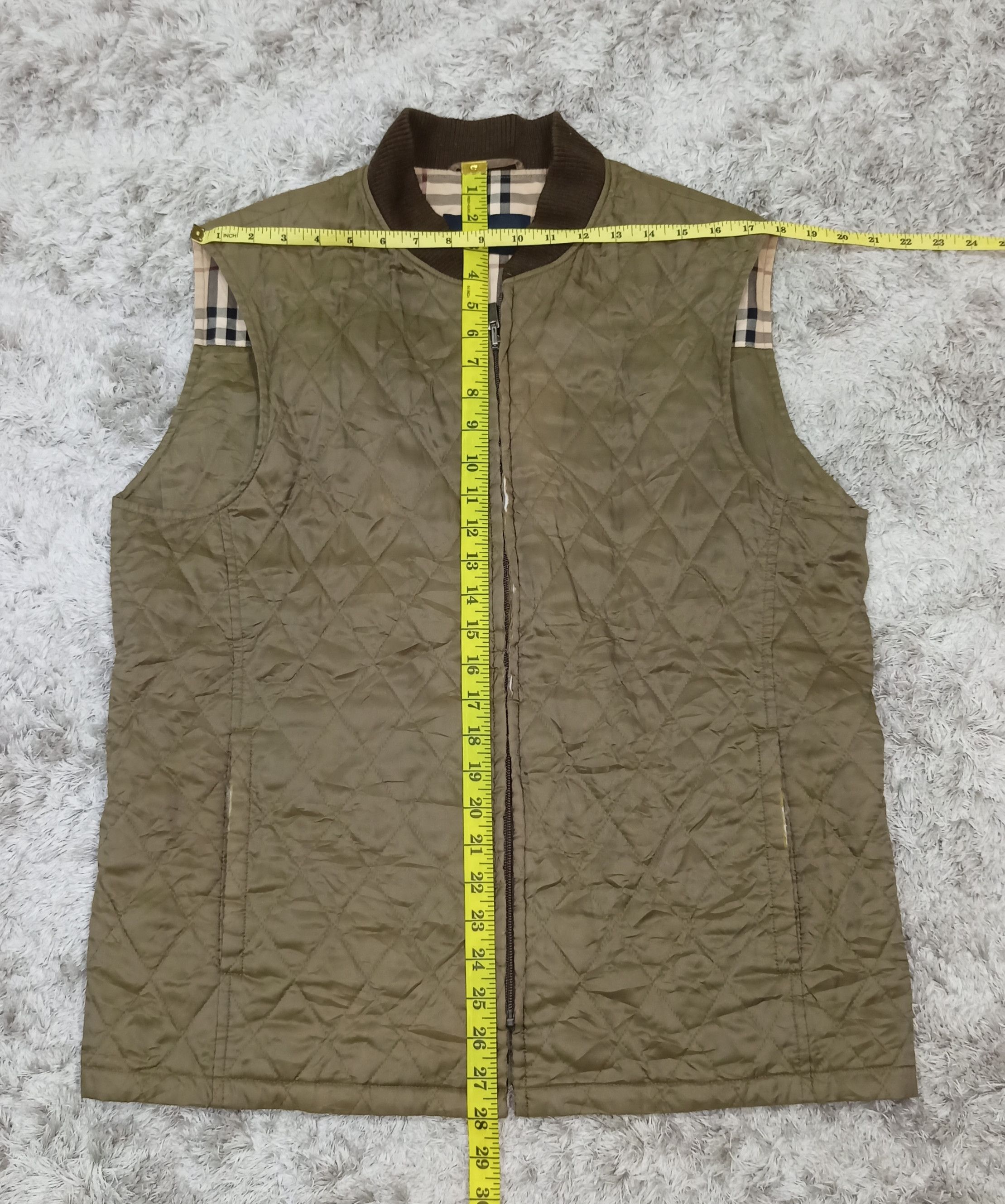 Burberry Burberry London Quilted Vest Jacket Size US XL / EU 56 / 4 - 23 Thumbnail